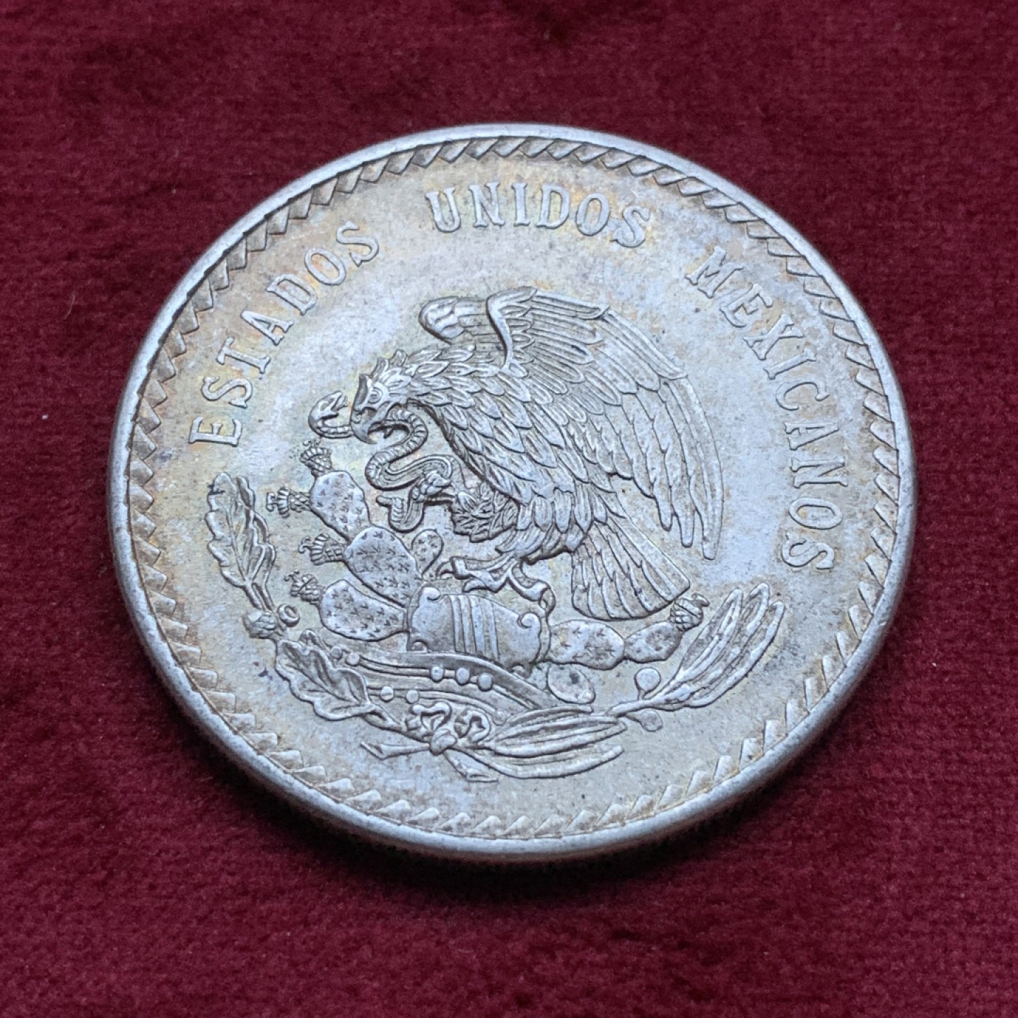 《竞宝斋》第82场-本周日，周一，周四3场拍卖（全场不限金额包邮） 墨西哥 1948年 印第安人头像 5比索 带光大银币 五彩包浆 30克 90%银