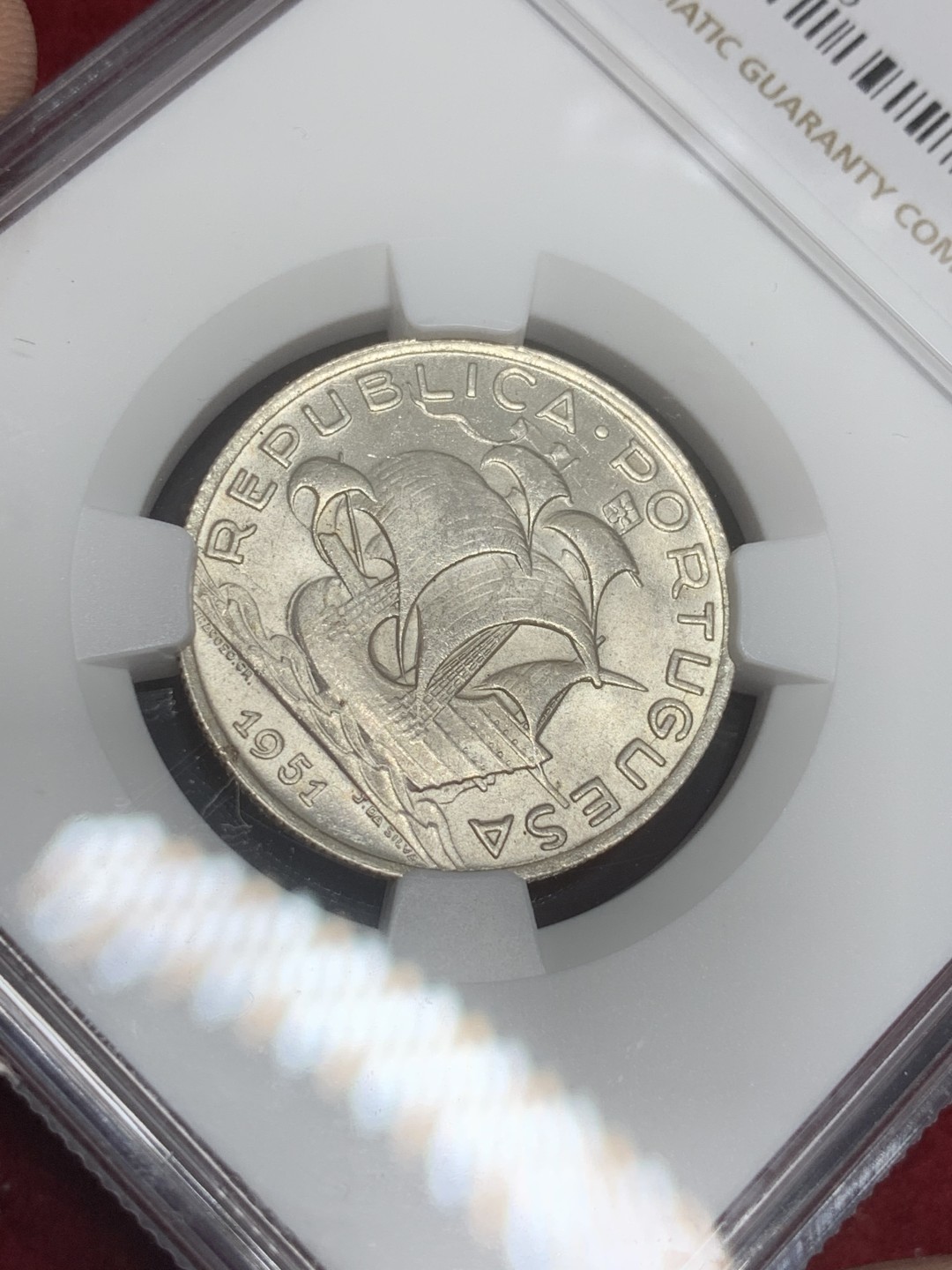 《竞宝斋》第82场-本周日，周一，周四3场拍卖（全场不限金额包邮） NGC-MS63 葡萄牙1951年 大帆船5埃斯库多银币 原光好品