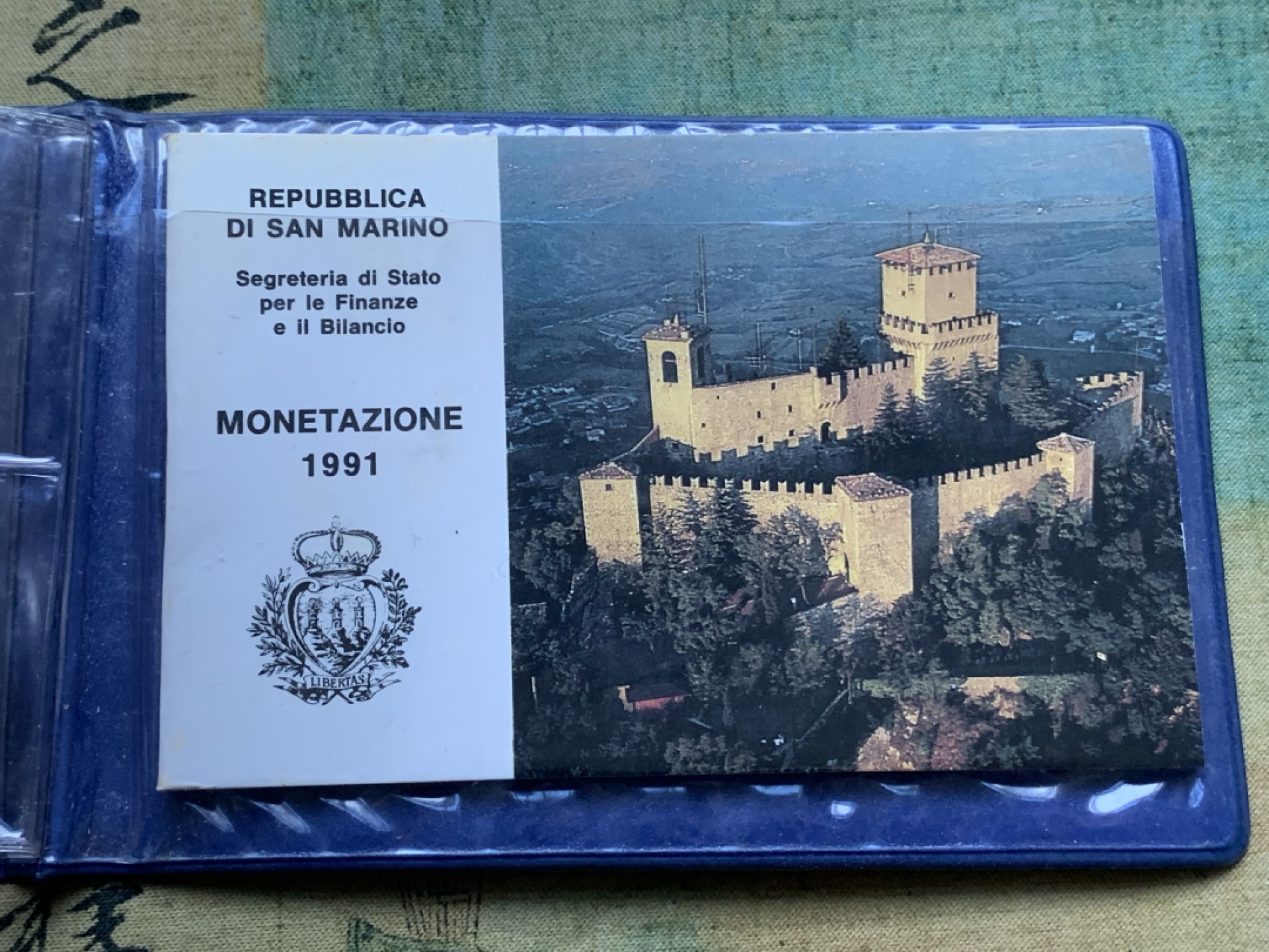 《竞宝斋》第82场-本周日，周一，周四3场拍卖（全场不限金额包邮） 钱包装 圣马力诺1991年 十枚装 和平鸽 带一枚1000里拉银币