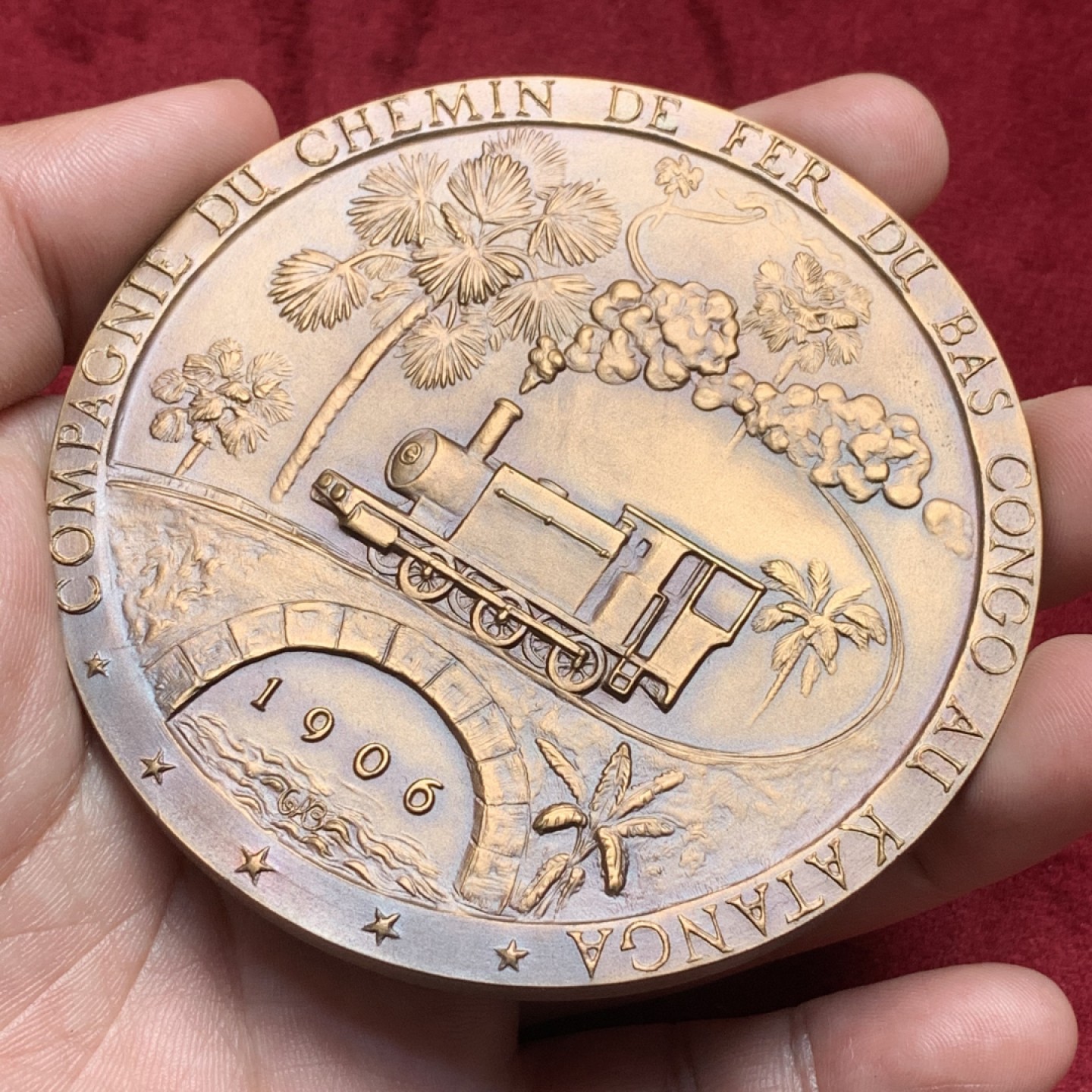 《竞宝斋》第82场-本周日，周一，周四3场拍卖（全场不限金额包邮） 比属刚果 1956年刚果至加丹加铁路50周年发行 大铜章 87mm 非洲的章都很稀少