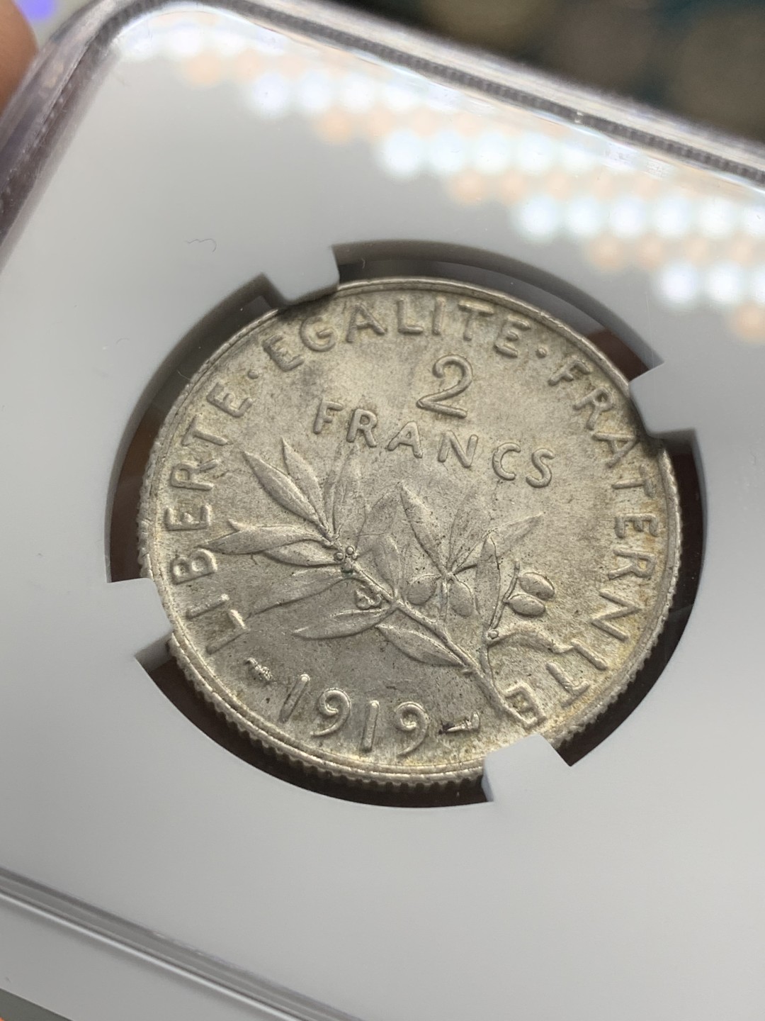 《竞宝斋》第82场-本周日，周一，周四3场拍卖（全场不限金额包邮） NGC-MS62 法国1919年 播种女神 2法郎银币 非常漂亮