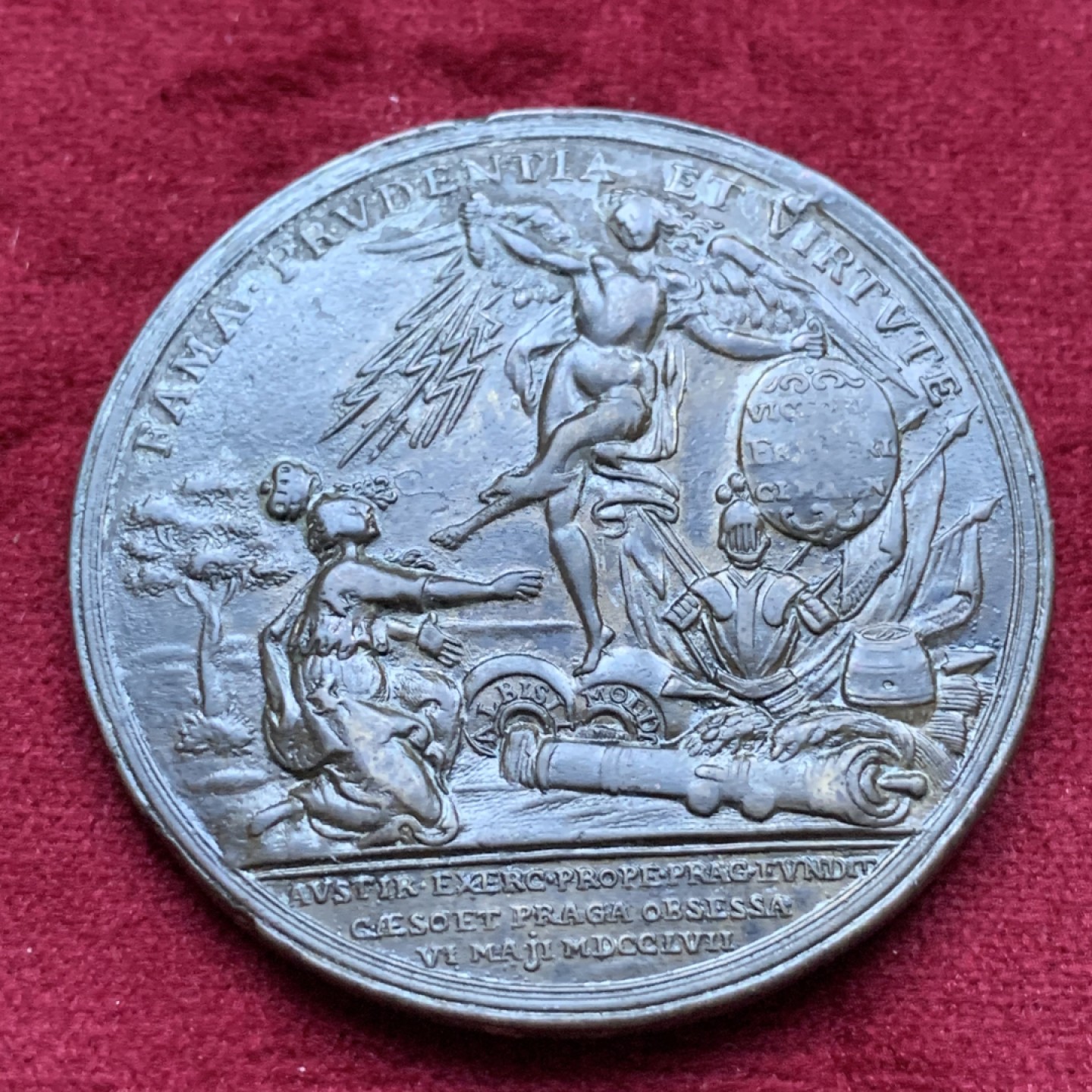 《竞宝斋》第82场-本周日，周一，周四3场拍卖（全场不限金额包邮） 德国普鲁士1757年 腓特烈二世 脚踢王冠 大铜章 48mm 非常稀少