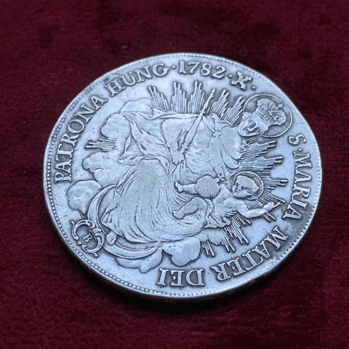 《竞宝斋》第82场-本周日，周一，周四3场拍卖（全场不限金额包邮） 匈牙利 神罗时期1782年 圣母抱婴 大泰勒 原味好品 眼睛清晰可见