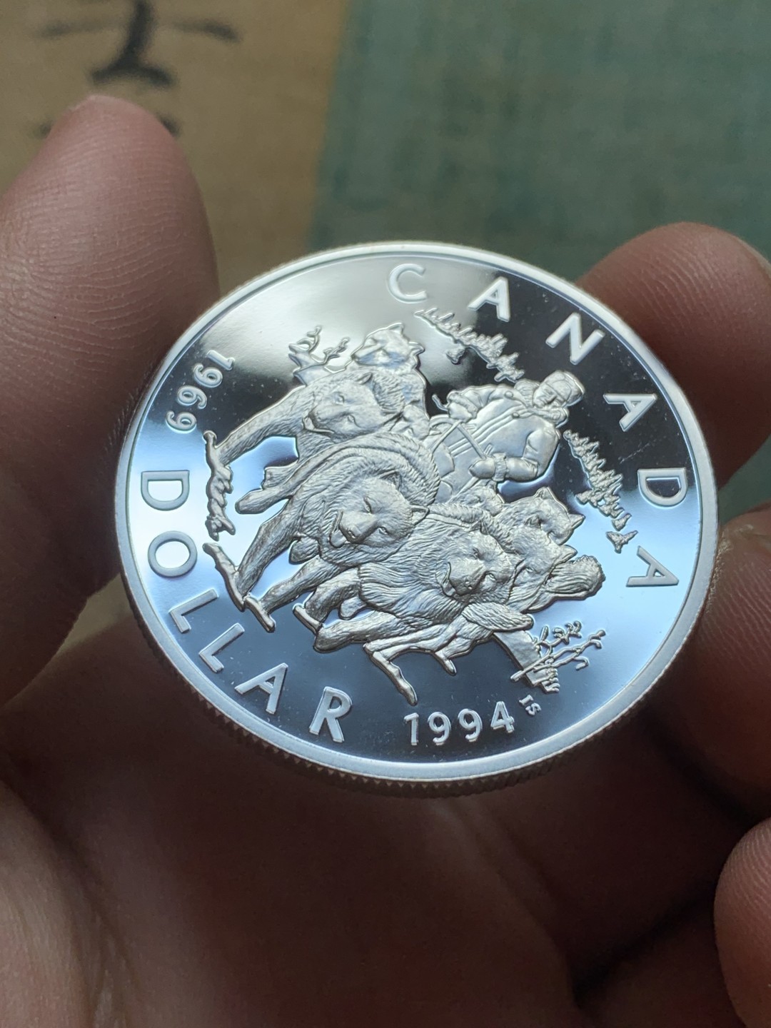 《竞宝斋》第82场-本周日，周一，周四3场拍卖（全场不限金额包邮） 原盒证书 加拿大1994年 狗拉雪橇 1元精制大银币 925高银版 25.1克 稀少