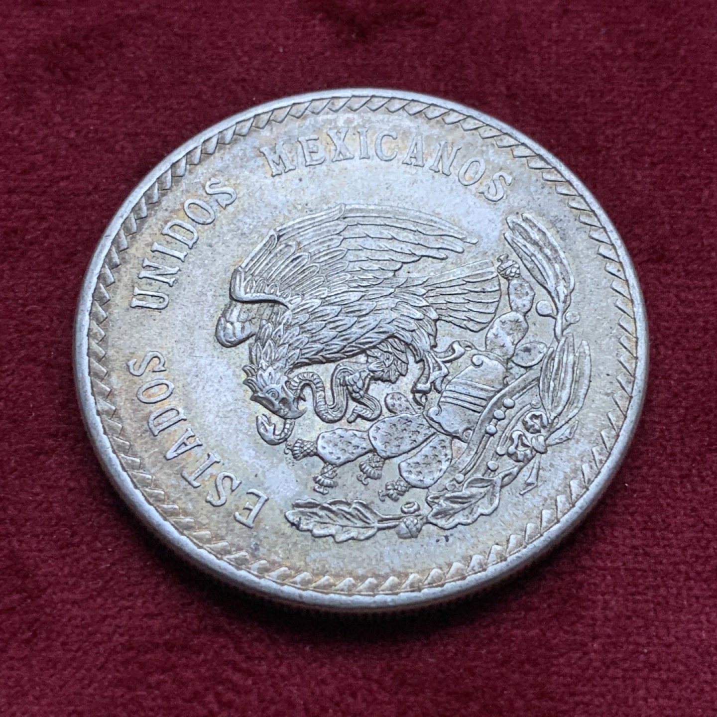 《竞宝斋》第82场-本周日，周一，周四3场拍卖（全场不限金额包邮） 墨西哥 1948年 印第安人头像 5比索 带光大银币 五彩包浆 30克 90%银