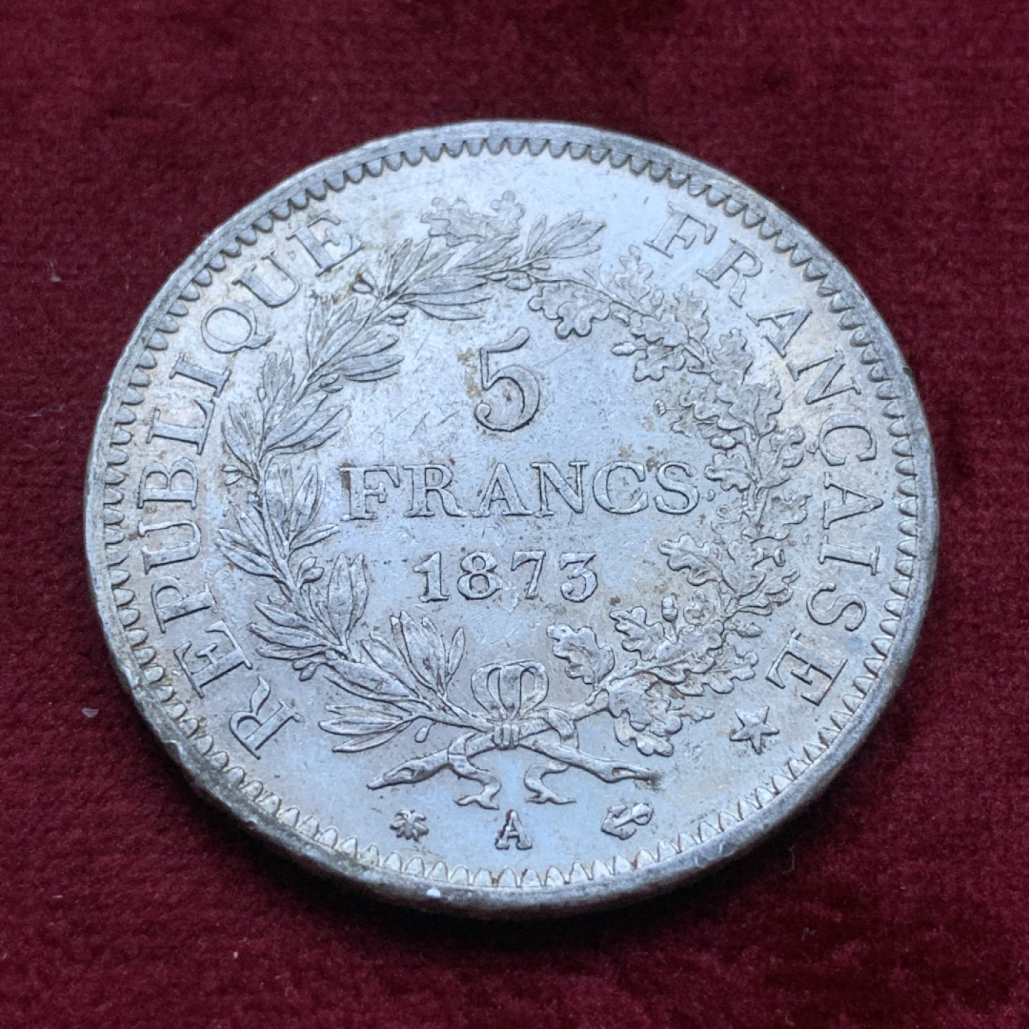 《竞宝斋》第82场-本周日，周一，周四3场拍卖（全场不限金额包邮） 法国 1873年 大力神 5法郎 五彩带光大银币 非常漂亮