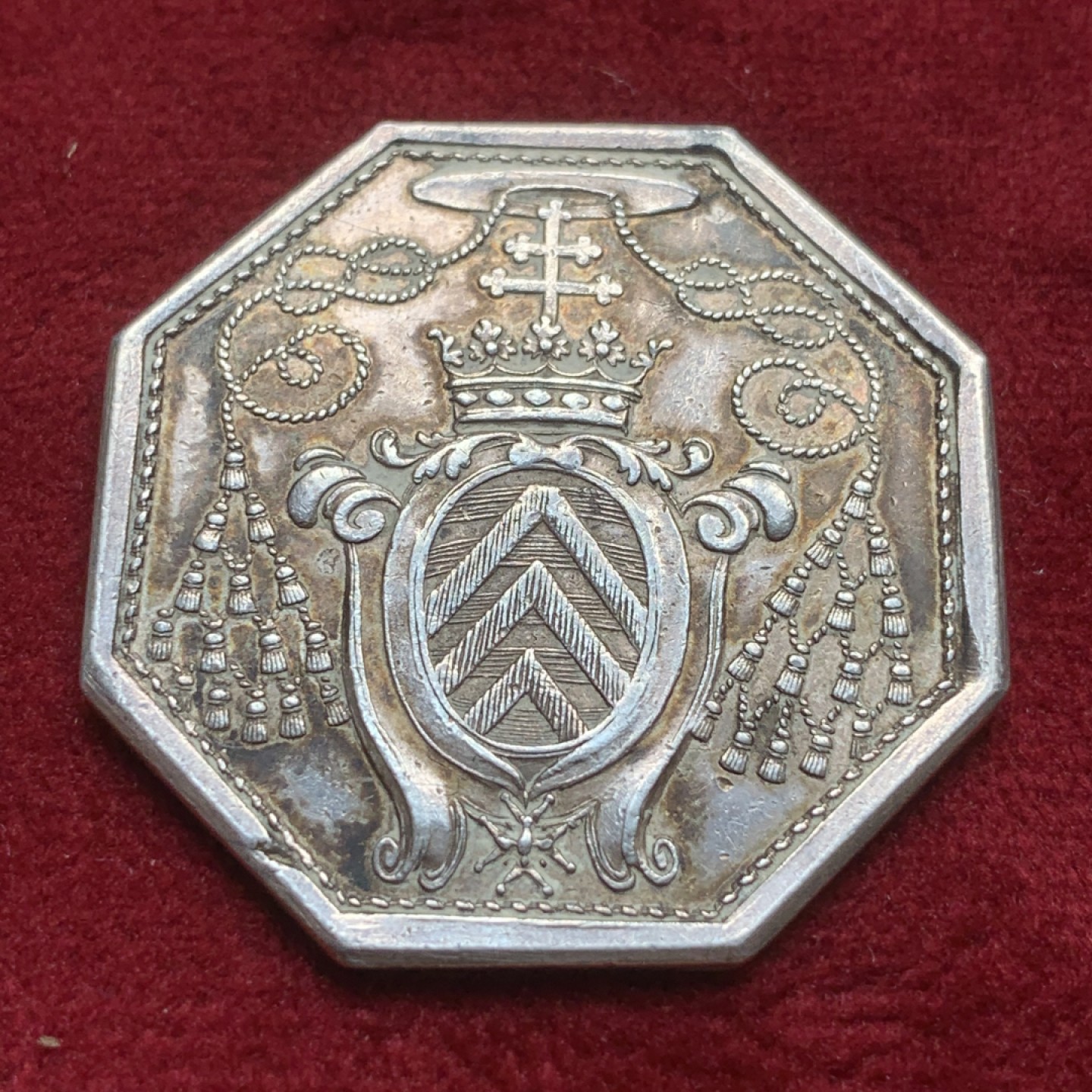 《竞宝斋》第82场-本周日，周一，周四3场拍卖（全场不限金额包邮） 法国 1759-1791年 鲁昂神职人员和教堂 JETON银质八角