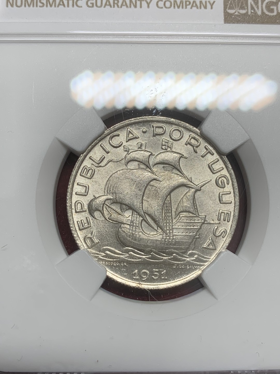 《竞宝斋》第82场-本周日，周一，周四3场拍卖（全场不限金额包邮） NGC-MS63 葡萄牙1951年 大帆船5埃斯库多银币 原光好品
