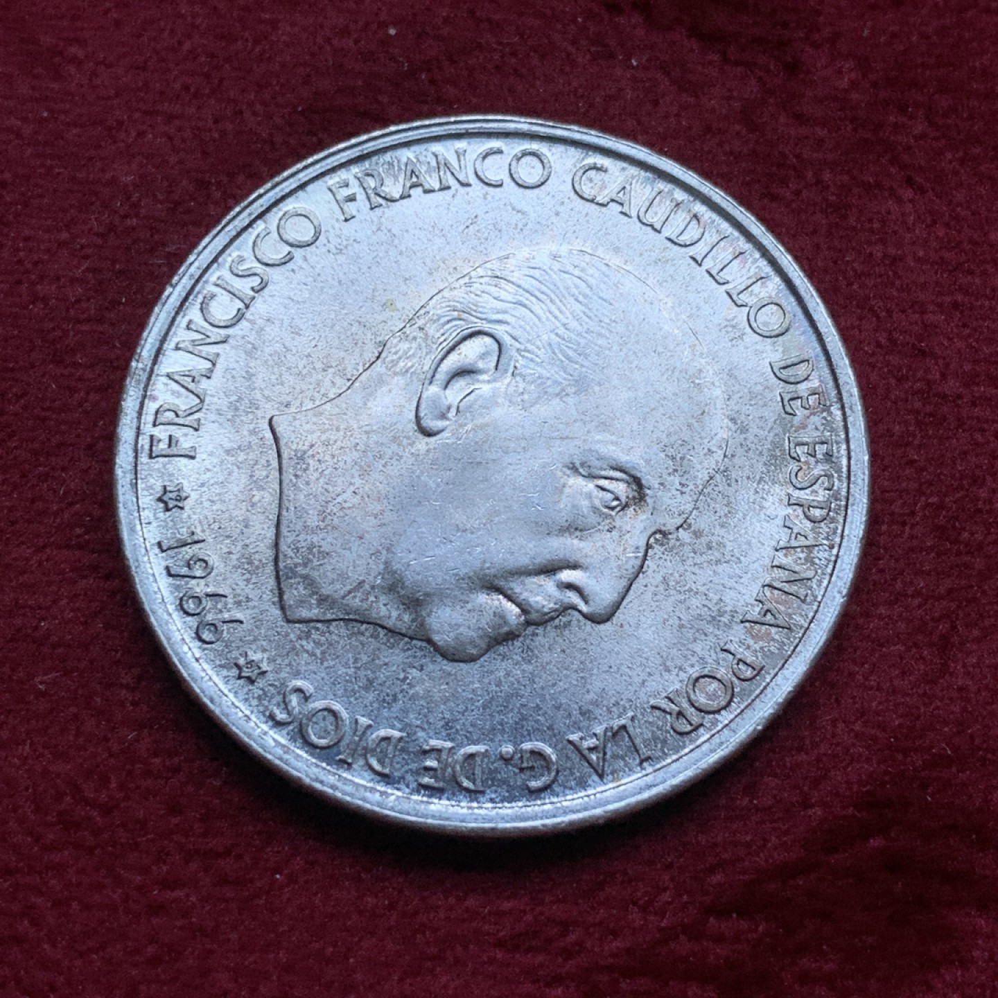 《竞宝斋》第82场-本周日，周一，周四3场拍卖（全场不限金额包邮） 西班牙 1966年 佛朗哥 100比塞塔 大银币 BU状态 带彩