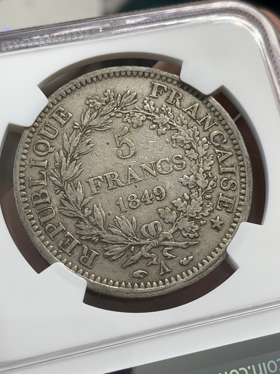 《竞宝斋》第82场-本周日，周一，周四3场拍卖（全场不限金额包邮） NGC-XF45 法国1849-A年 第二共大力神 5法郎大银币 早期版有这个分数已经很不错了