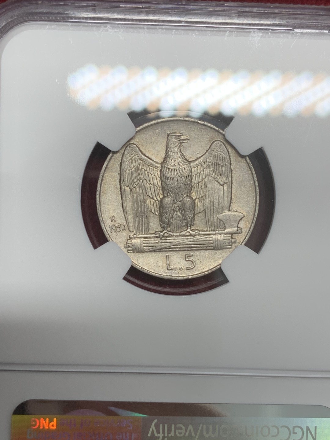 《竞宝斋》第82场-本周日，周一，周四3场拍卖（全场不限金额包邮） NGC-AU55 意大利1930-R年 老鹰5里拉银币 常见的都是VF/XF的， 这枚能上AU出分已经非常难得