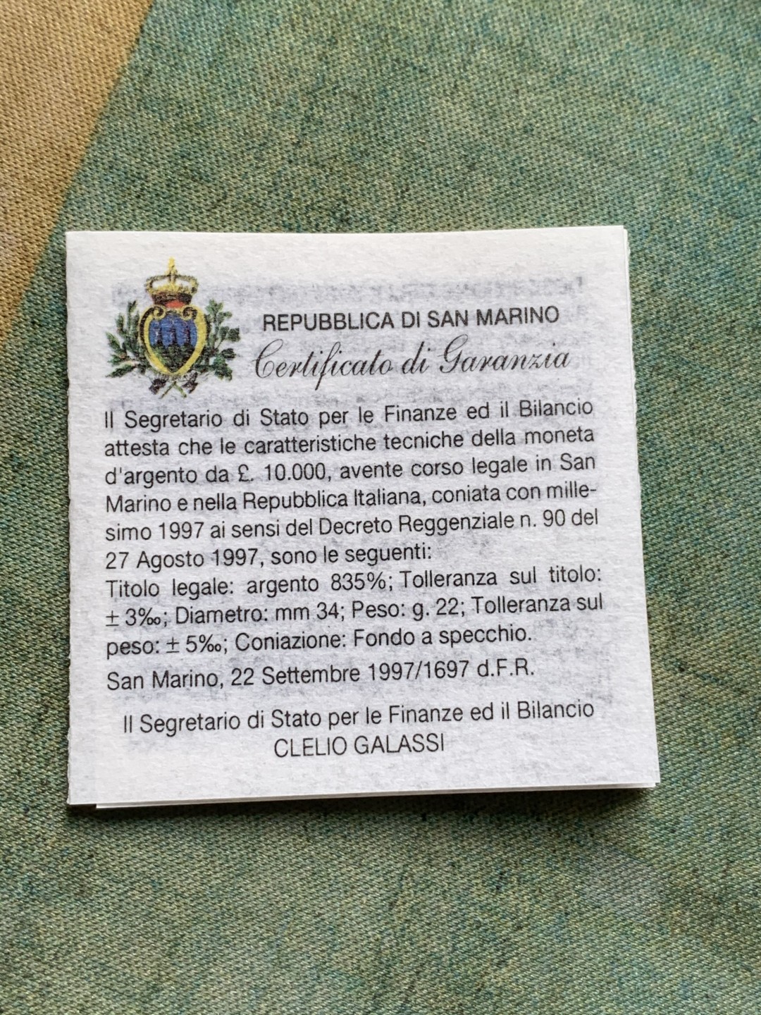 《竞宝斋》第82场-本周日，周一，周四3场拍卖（全场不限金额包邮） 原盒证书 圣马力诺1997年 迎接千禧年 10000里拉 精制PROOF大银币 22克
