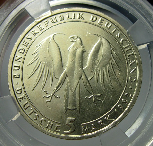 德国纪念币5马克,1982,歌德逝世150周年,约29x2mm,10.05g,自打标签盒子R8412jx