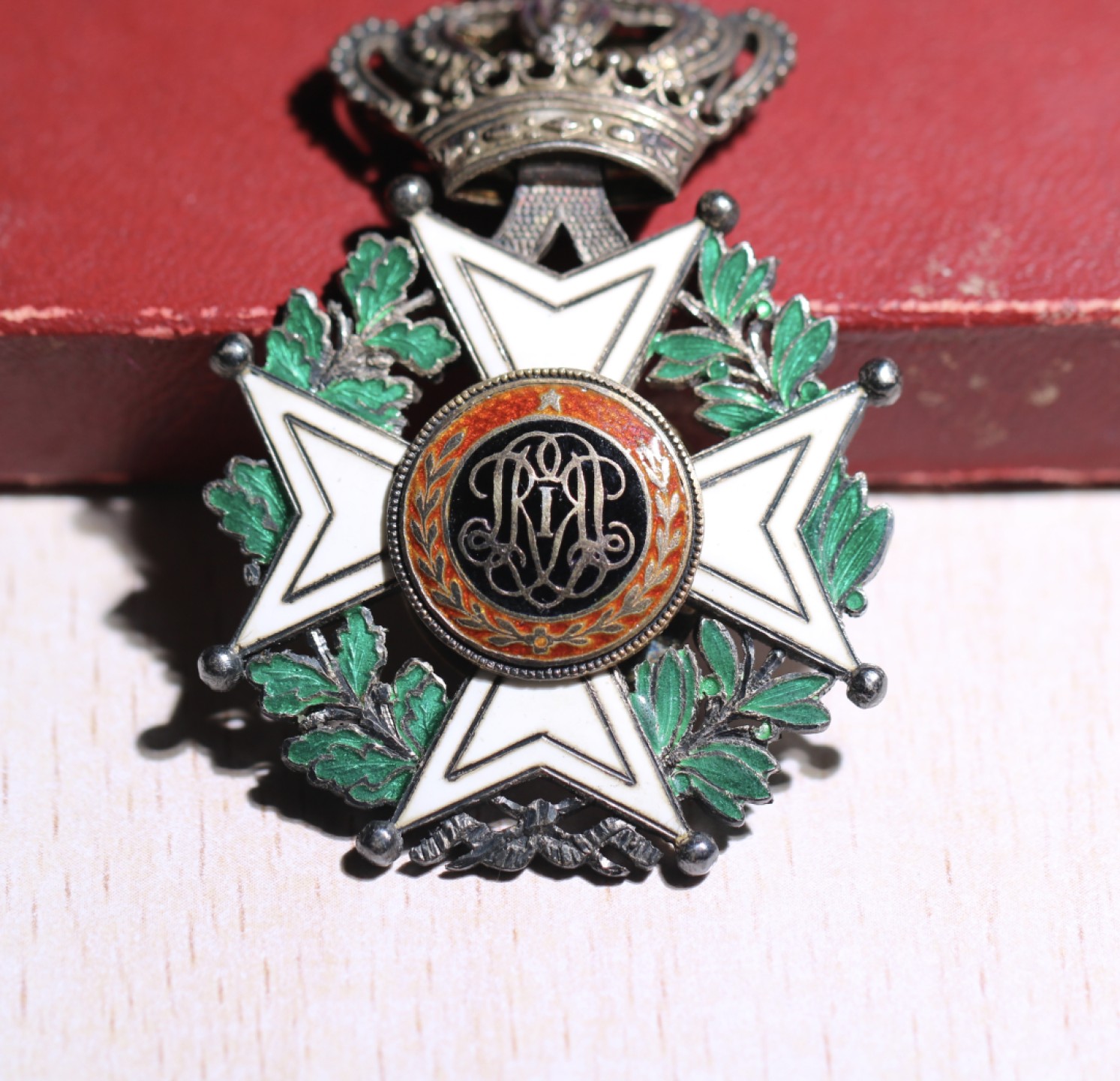 大猫徽章拍卖第199期  比利时🇧🇪 原盒利奥波德一世勋章