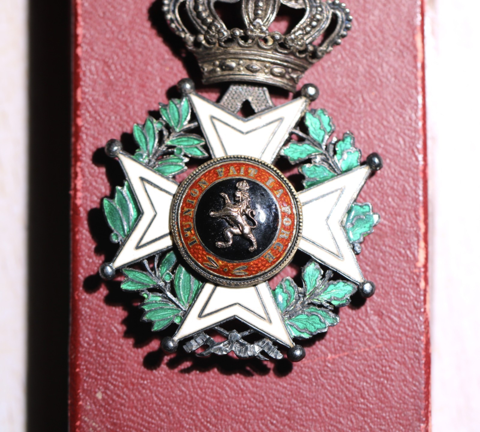 大猫徽章拍卖第199期  比利时🇧🇪 原盒利奥波德一世勋章