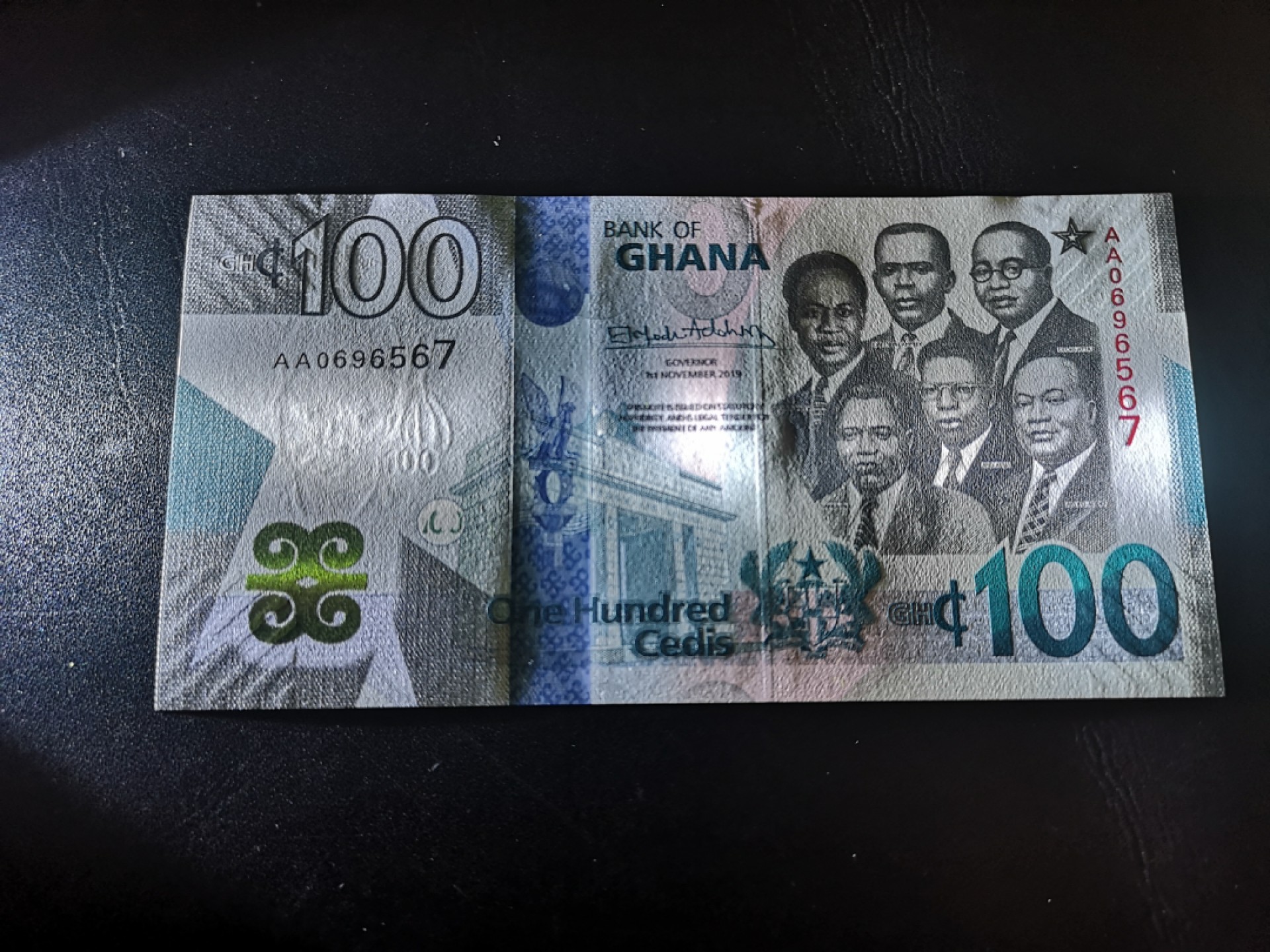 《外钞收藏家》第一百九十四期 2019年加纳100 全新UNC AA冠 567尾