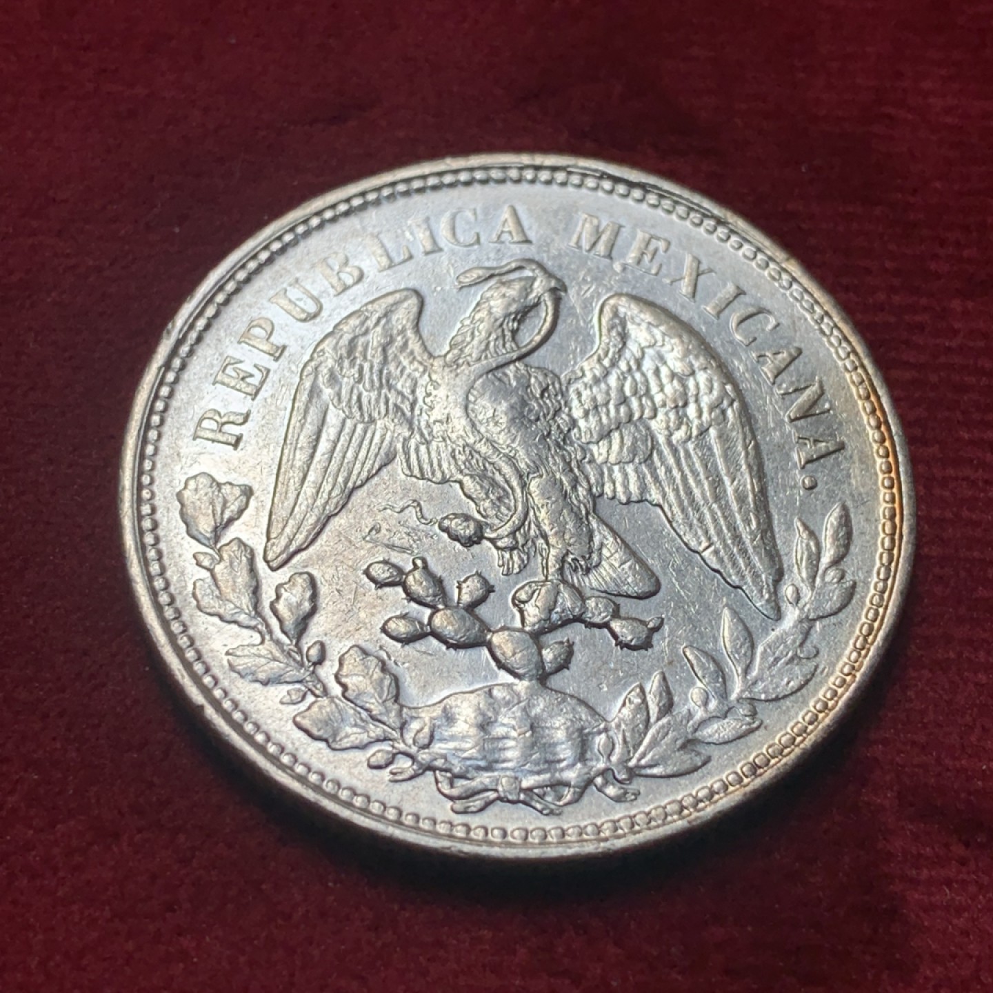 《竞宝斋》第83场-本周日，周一2场连拍（全场不限金额包邮） 墨西哥1902年Mo厂 直边鹰洋 好品近全羽 值得收藏