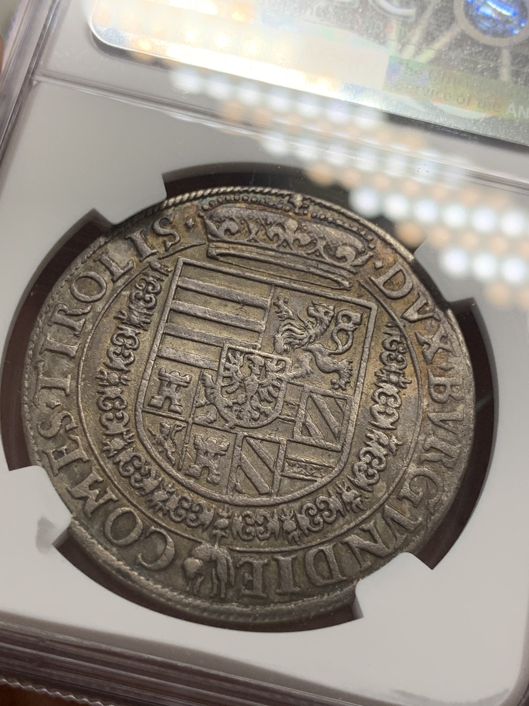 《竞宝斋》第83场-本周日，周一2场连拍（全场不限金额包邮） NGC-AU 奥地利1564年 斐迪南 哈尔厂神罗泰罗 大银币 大热品种能上AU实属不易