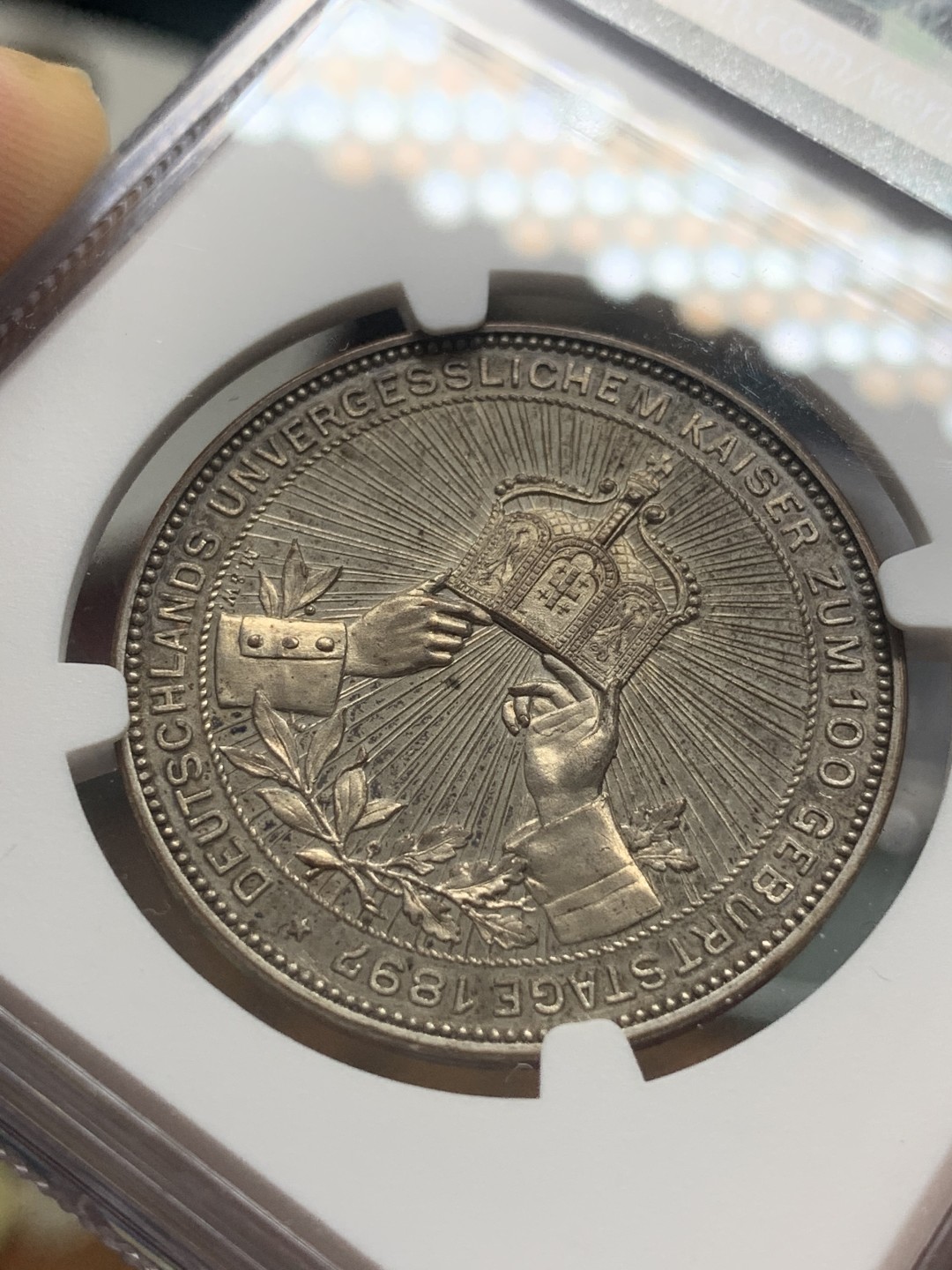 《竞宝斋》第83场-本周日，周一2场连拍（全场不限金额包邮） NGC MS62德国1897年威廉一世100周年诞辰纪念镜面银章