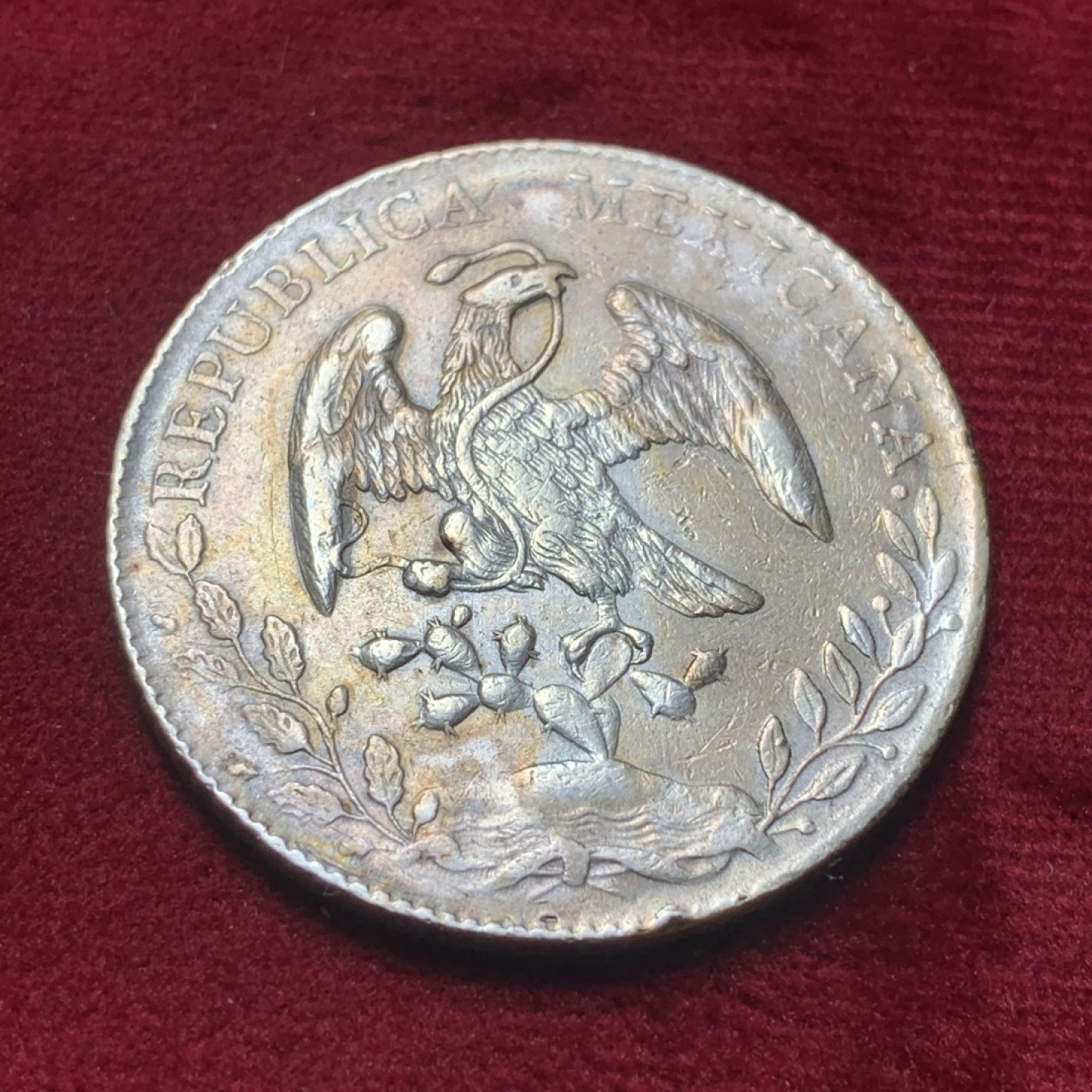 《竞宝斋》第83场-本周日，周一2场连拍（全场不限金额包邮） 墨西哥1890年Pi圣路易斯波托西厂 花边鹰洋8R 较少见厂名 品不错