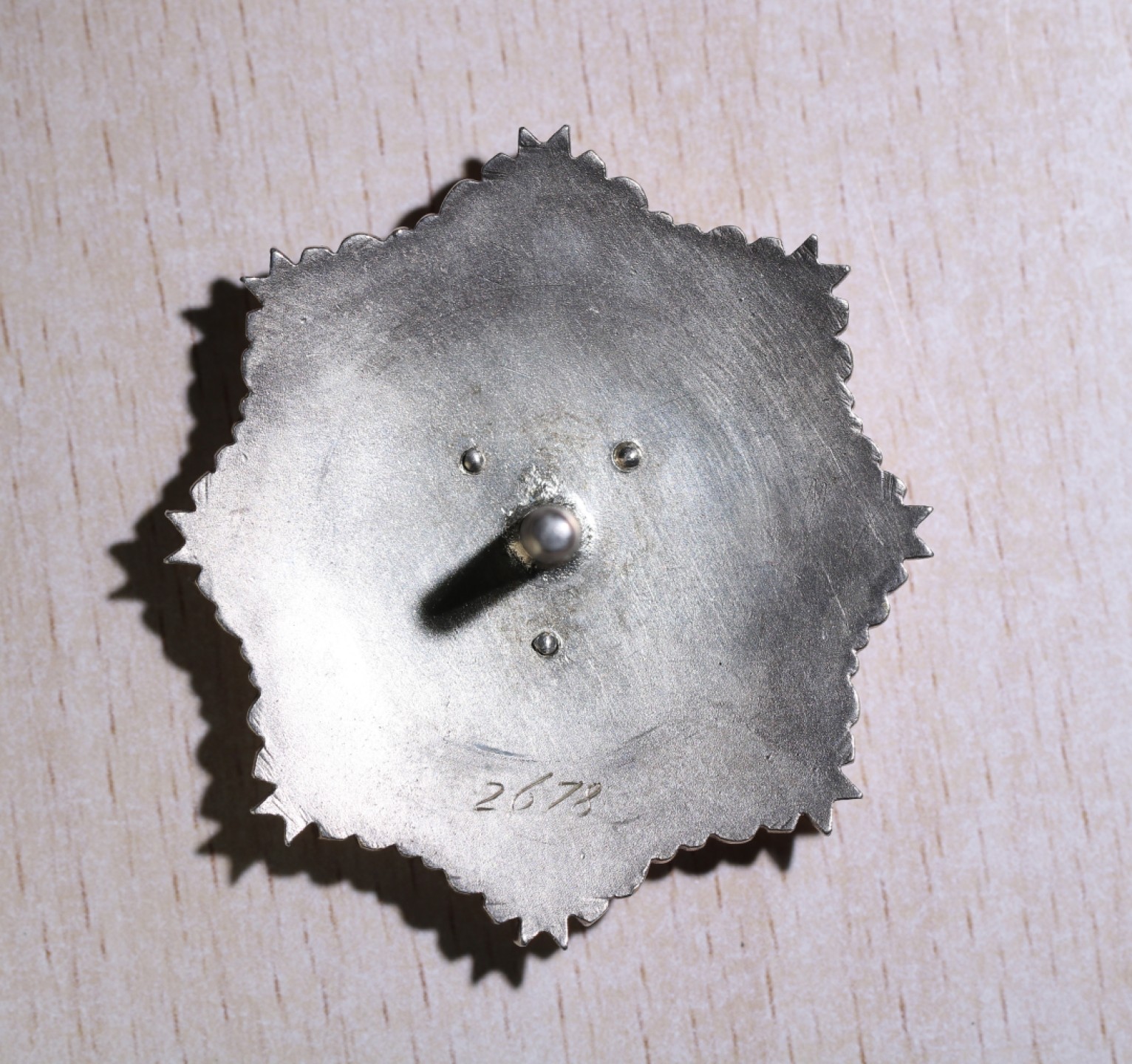 大猫徽章拍卖第199期  蒙古🇲🇳劳动红旗勋章 轮版 好品