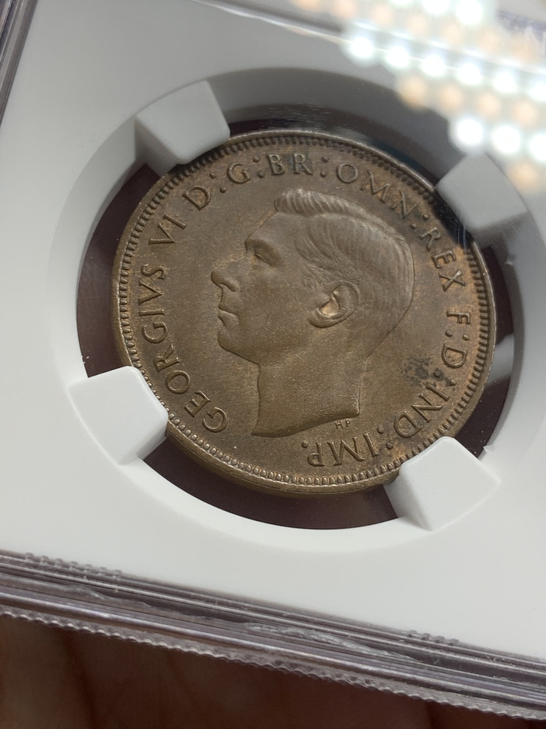 《竞宝斋》第83场-本周日，周一2场连拍（全场不限金额包邮） NGC-MS62BN 1948乔治六世一便士铜币，巧克力包浆醇厚