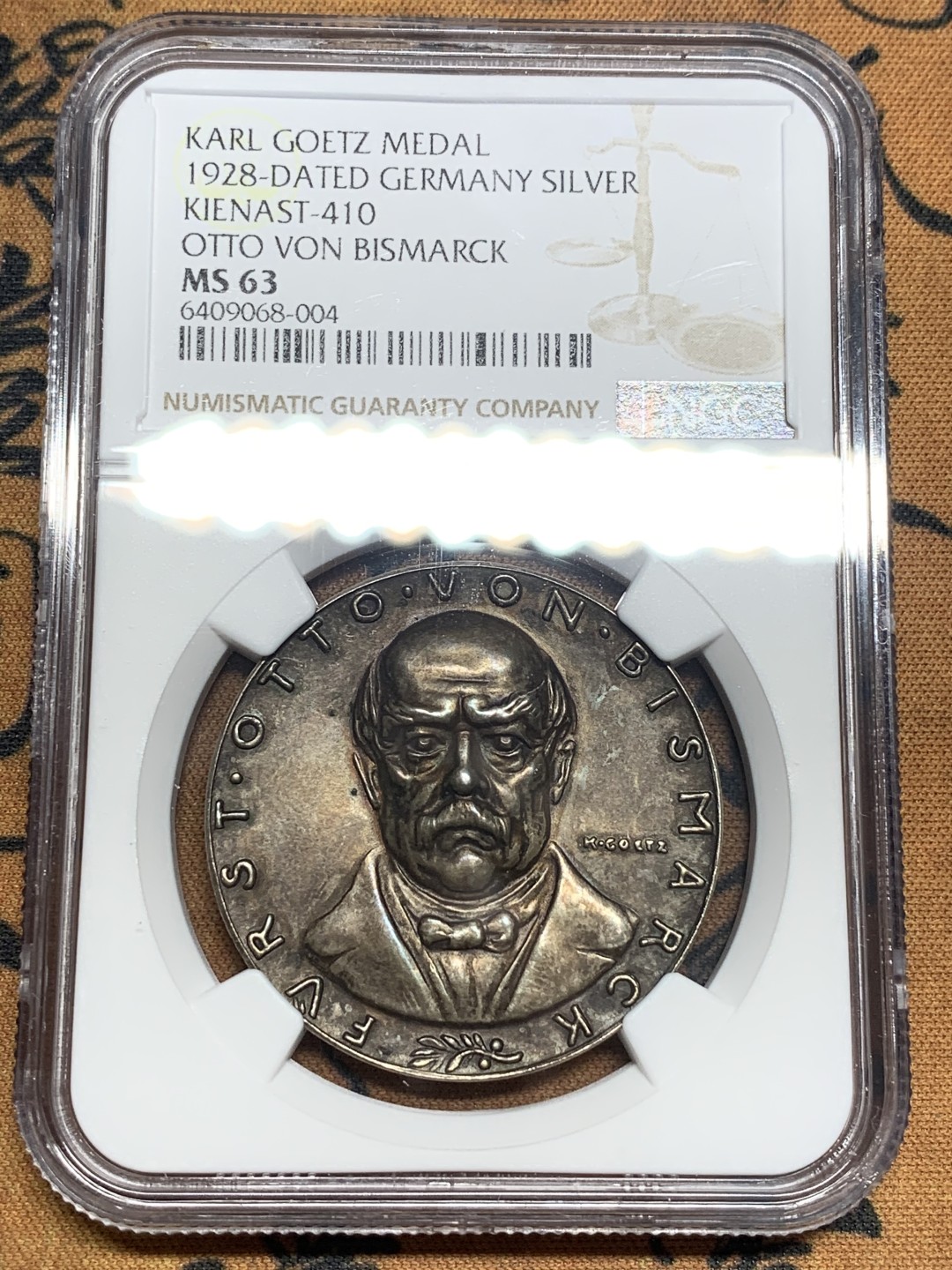 《竞宝斋》第83场-本周日，周一2场连拍（全场不限金额包邮） NGC MS62德国1928年卡尔哥茨设计俾斯麦逝世30周年正面像五彩银章 俾斯麦正面像特别少