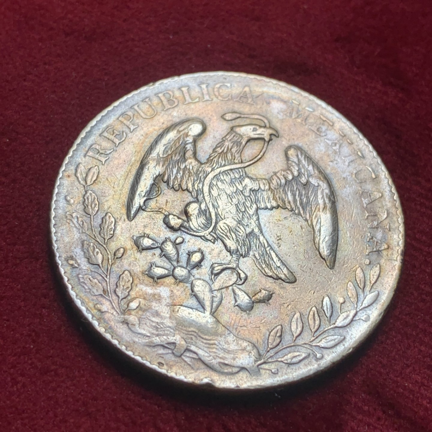 《竞宝斋》第83场-本周日，周一2场连拍（全场不限金额包邮） 墨西哥1890年Pi圣路易斯波托西厂 花边鹰洋8R 较少见厂名 品不错