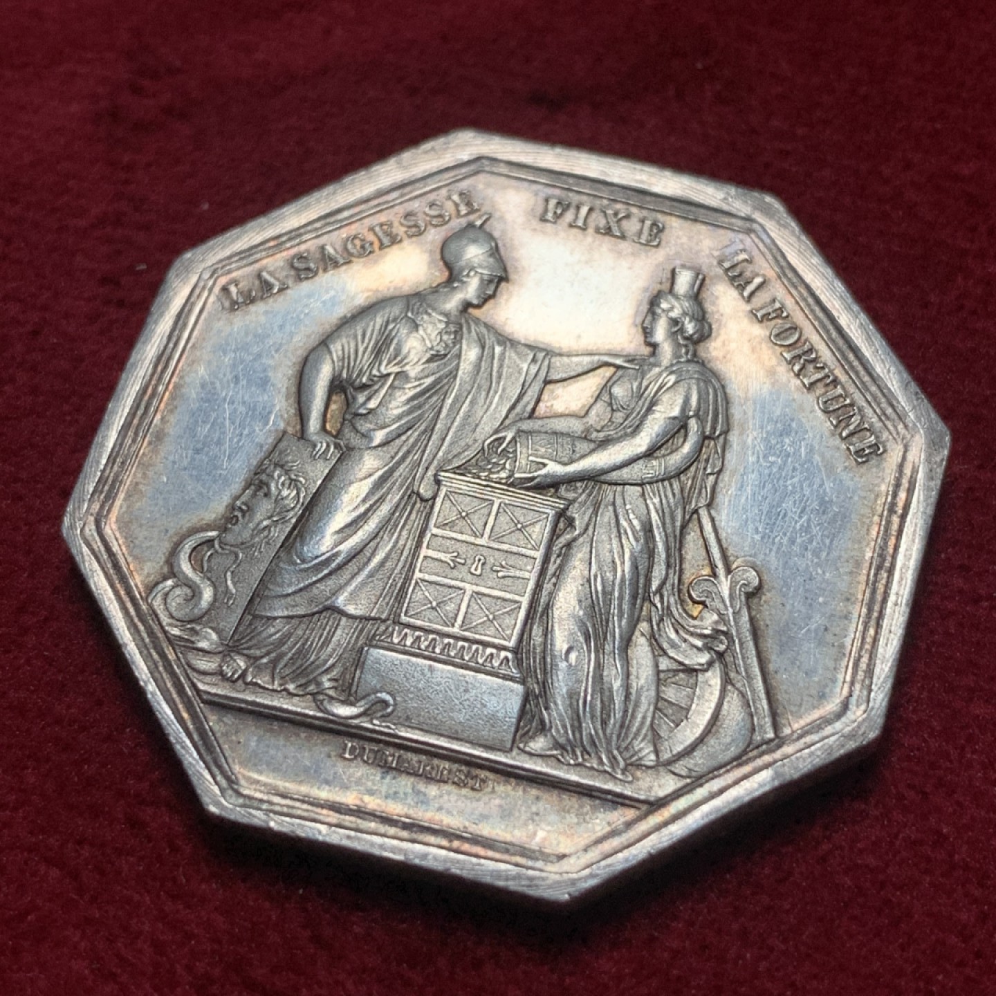 《竞宝斋》第83场-本周日，周一2场连拍（全场不限金额包邮） 法国 1860-1879年邮储银行 大型八角银质代币 对角39.3mm，重24.6克 蜜蜂边铭 +银标 细节优秀