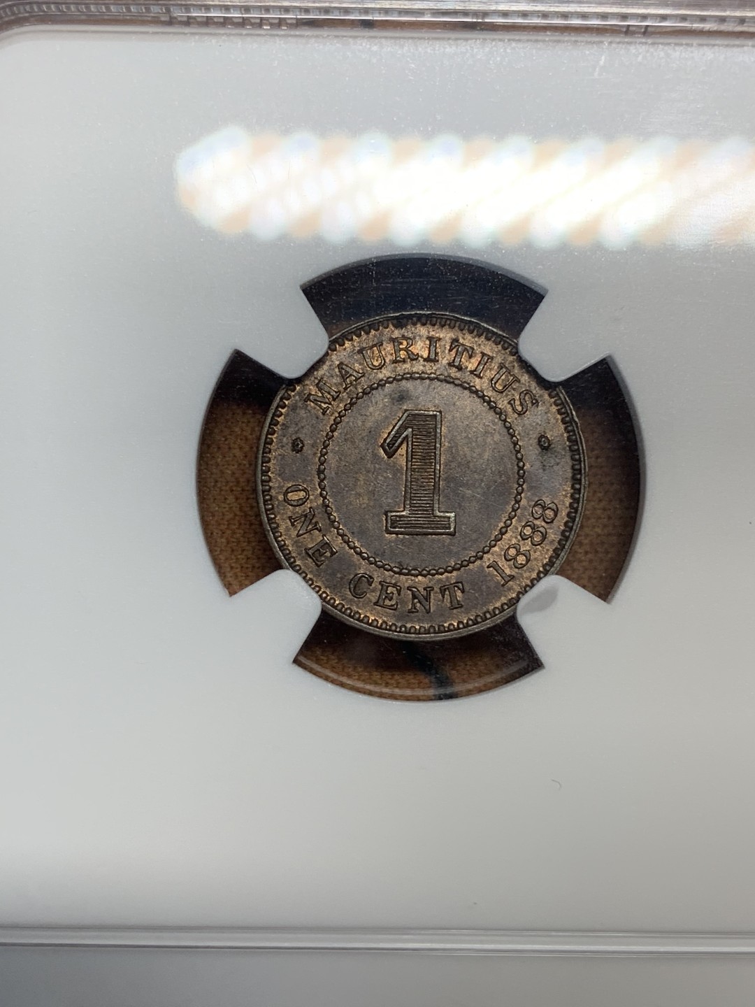 《竞宝斋》第83场-本周日，周一2场连拍（全场不限金额包邮） NGC AU 1888年 英属 毛里求斯 1分铜币 少见品种 细节很不错