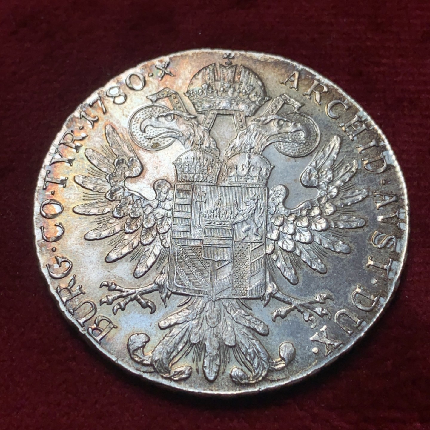 《竞宝斋》第83场-本周日，周一2场连拍（全场不限金额包邮） 奥地利1780年 大奶妈泰勒 大银币 五彩包浆