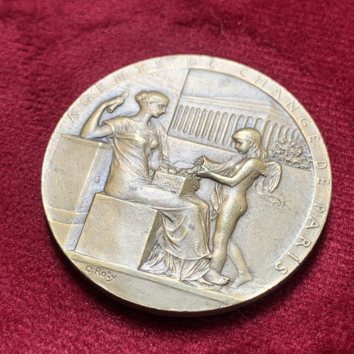 《竞宝斋》第83场-本周日，周一2场连拍（全场不限金额包邮） 法国 罗蒂 1898年 小铜章 天使手持丰饶角 非常的精制 22.5克 36.9mm直径