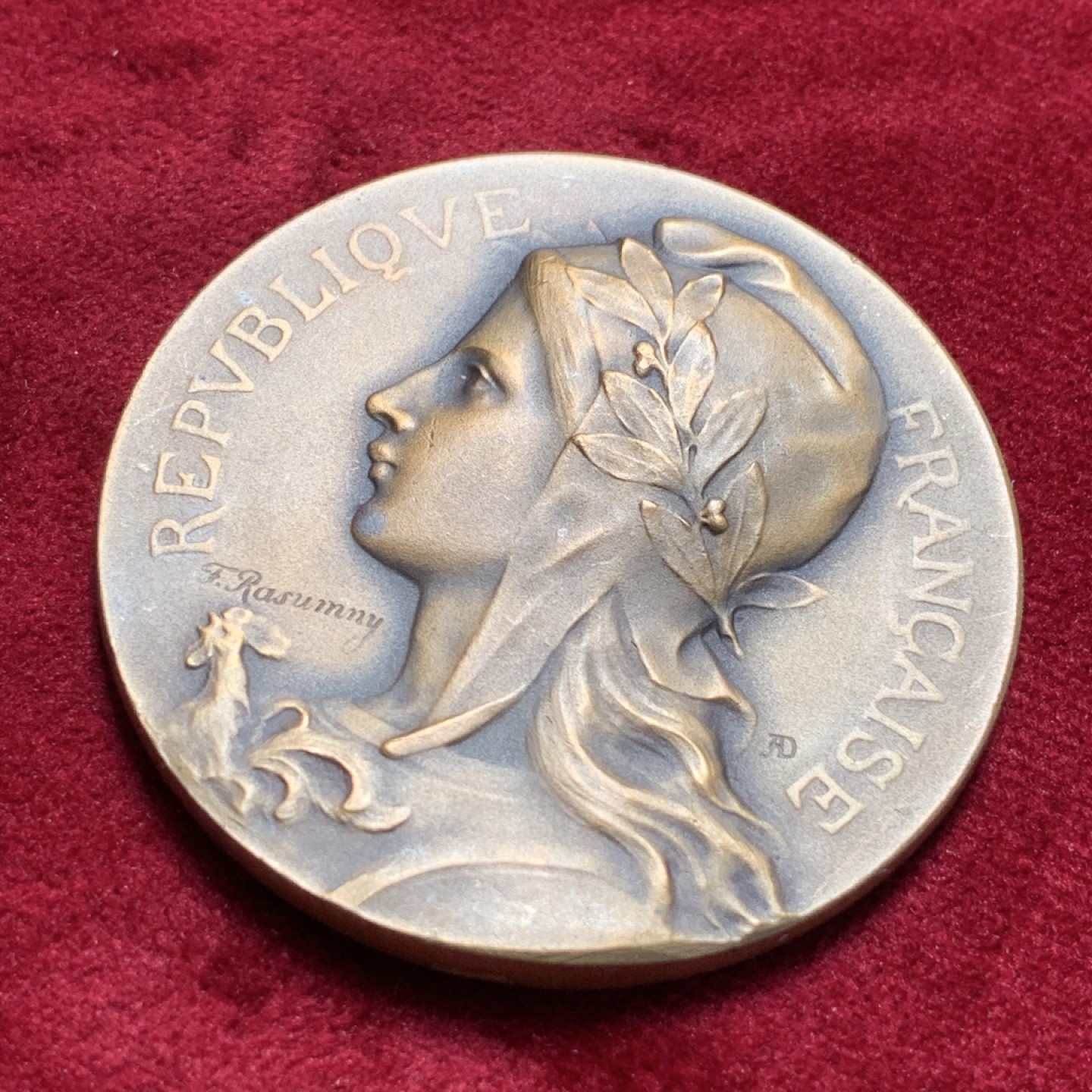 《竞宝斋》第83场-本周日，周一2场连拍（全场不限金额包邮） 法国 农业部 女神 铜章 55.7克 50.5mm直径