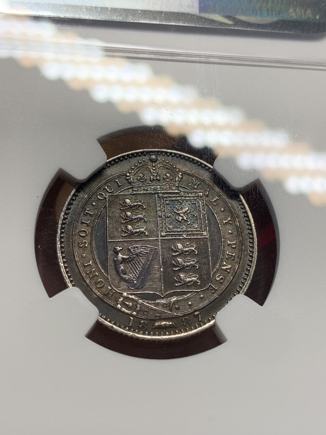 《竞宝斋》第83场-本周日，周一2场连拍（全场不限金额包邮） NGC XF45 英国 1887年 维多利亚 女王 1先令 炭黑包浆 给这分数醉了