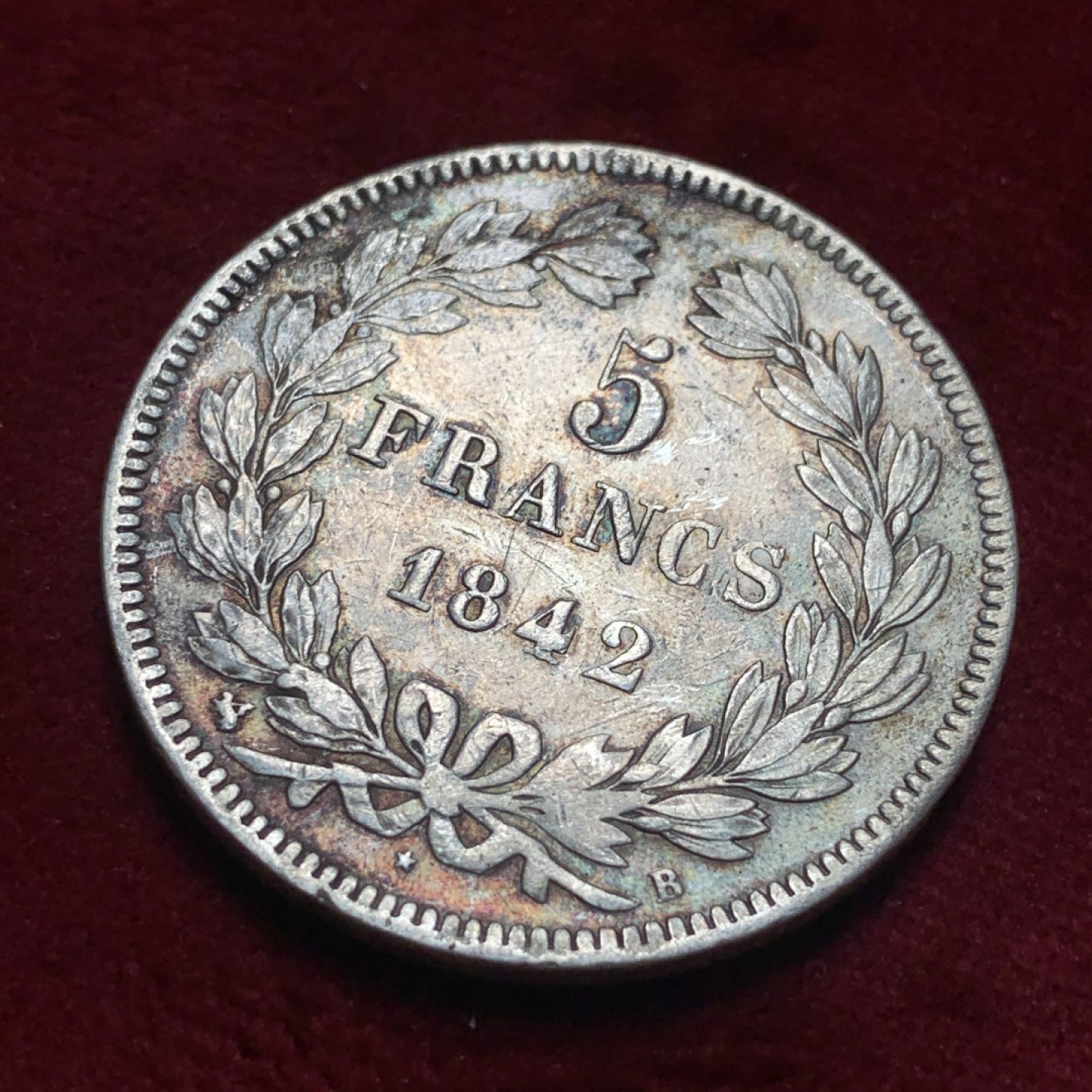 《竞宝斋》第83场-本周日，周一2场连拍（全场不限金额包邮） 法国1842年 菲利普一世 5法郎大银币 细节一流全花枝 裸币中的战斗机