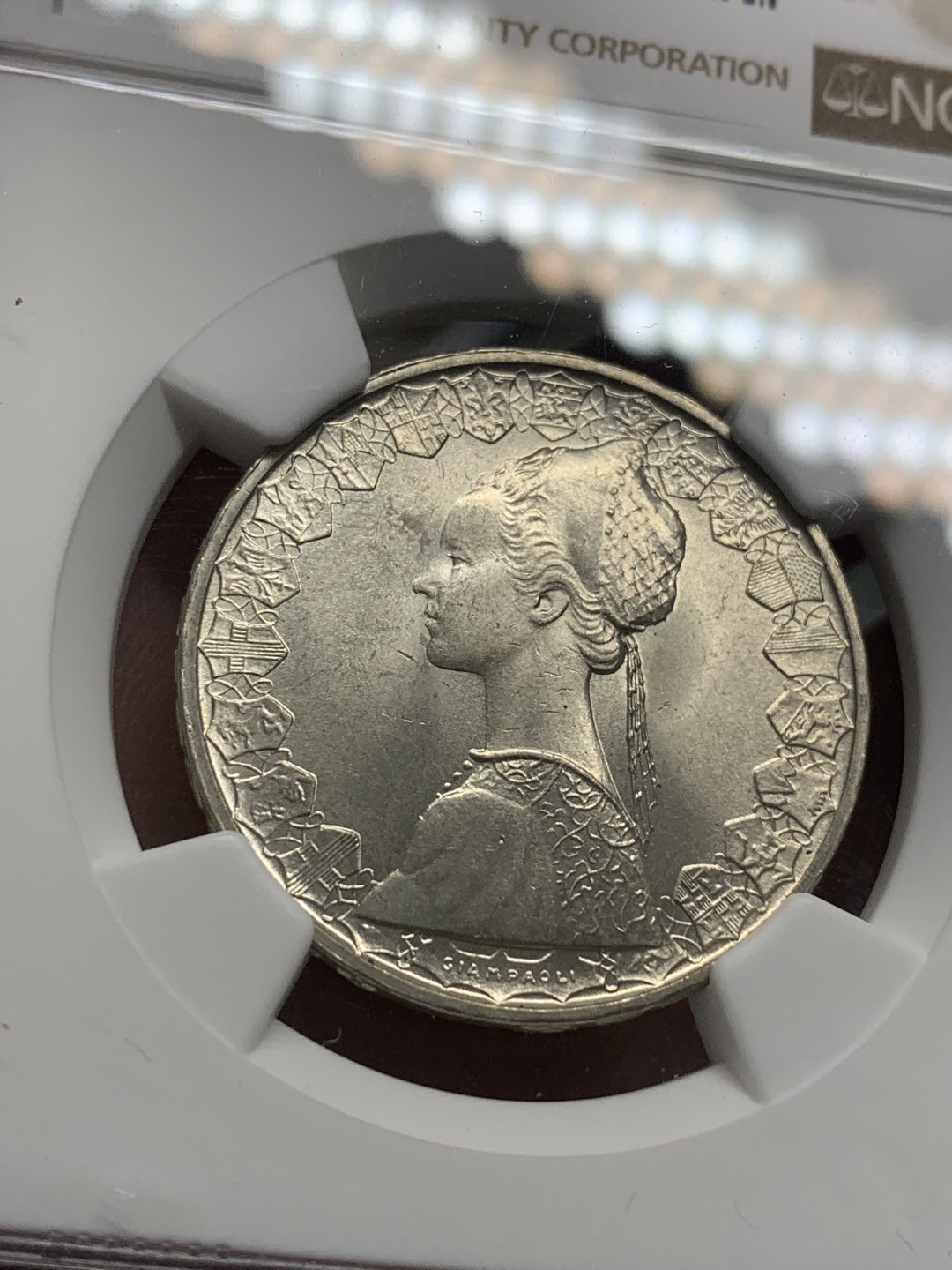 《竞宝斋》第83场-本周日，周一2场连拍（全场不限金额包邮） NGC-MS64 意大利1966年少女500里拉