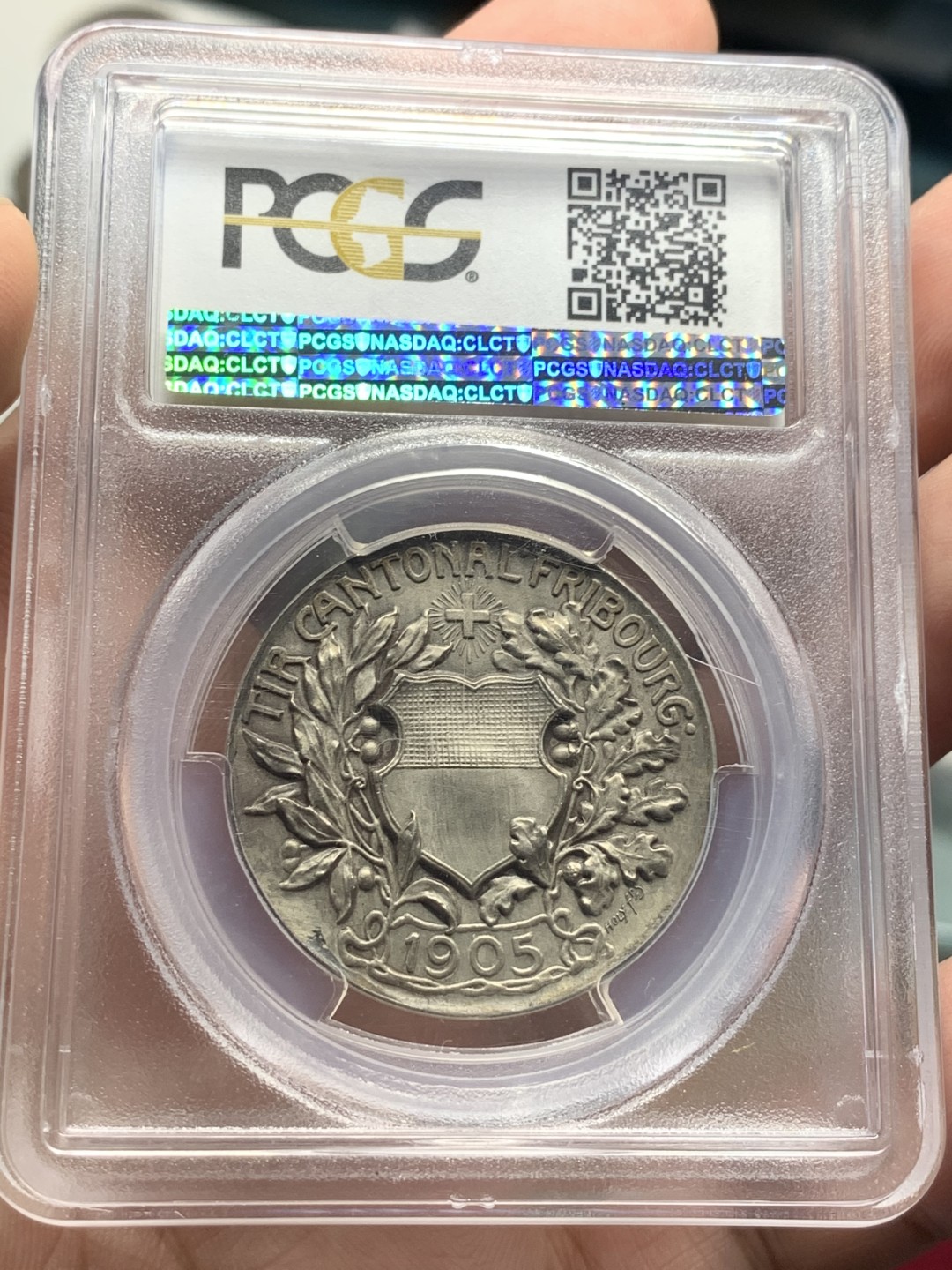 《竞宝斋》第83场-本周日，周一2场连拍（全场不限金额包邮） PCGS SP64 瑞士1905年弗里堡射击节女神城市景观高浮雕银章 精美大气 顶级品相