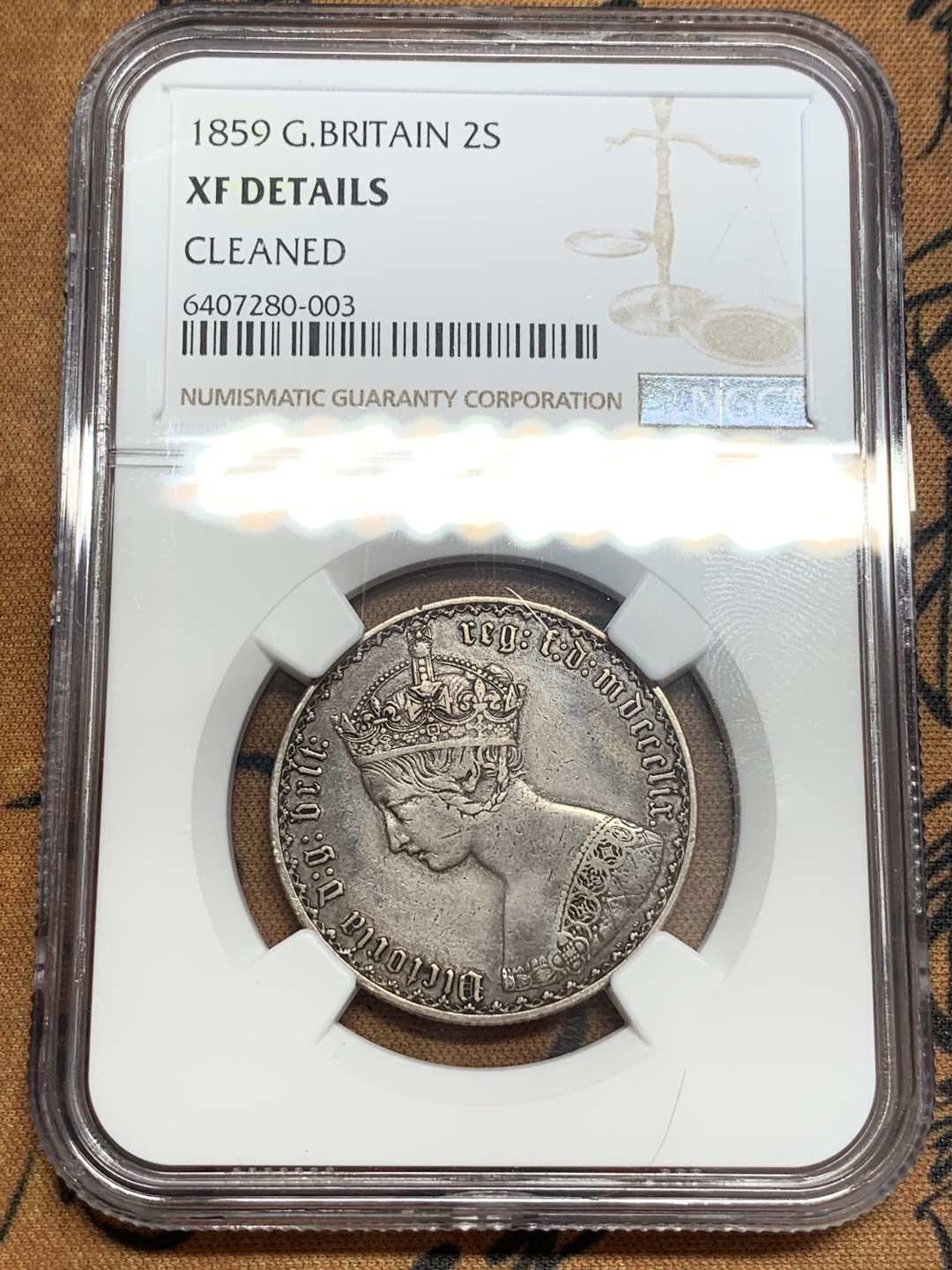 《竞宝斋》第83场-本周日，周一2场连拍（全场不限金额包邮） NGC-XF 英国 1859年 维多利亚哥特弗洛林 银币 五彩老包浆 大拍热门暴涨品种