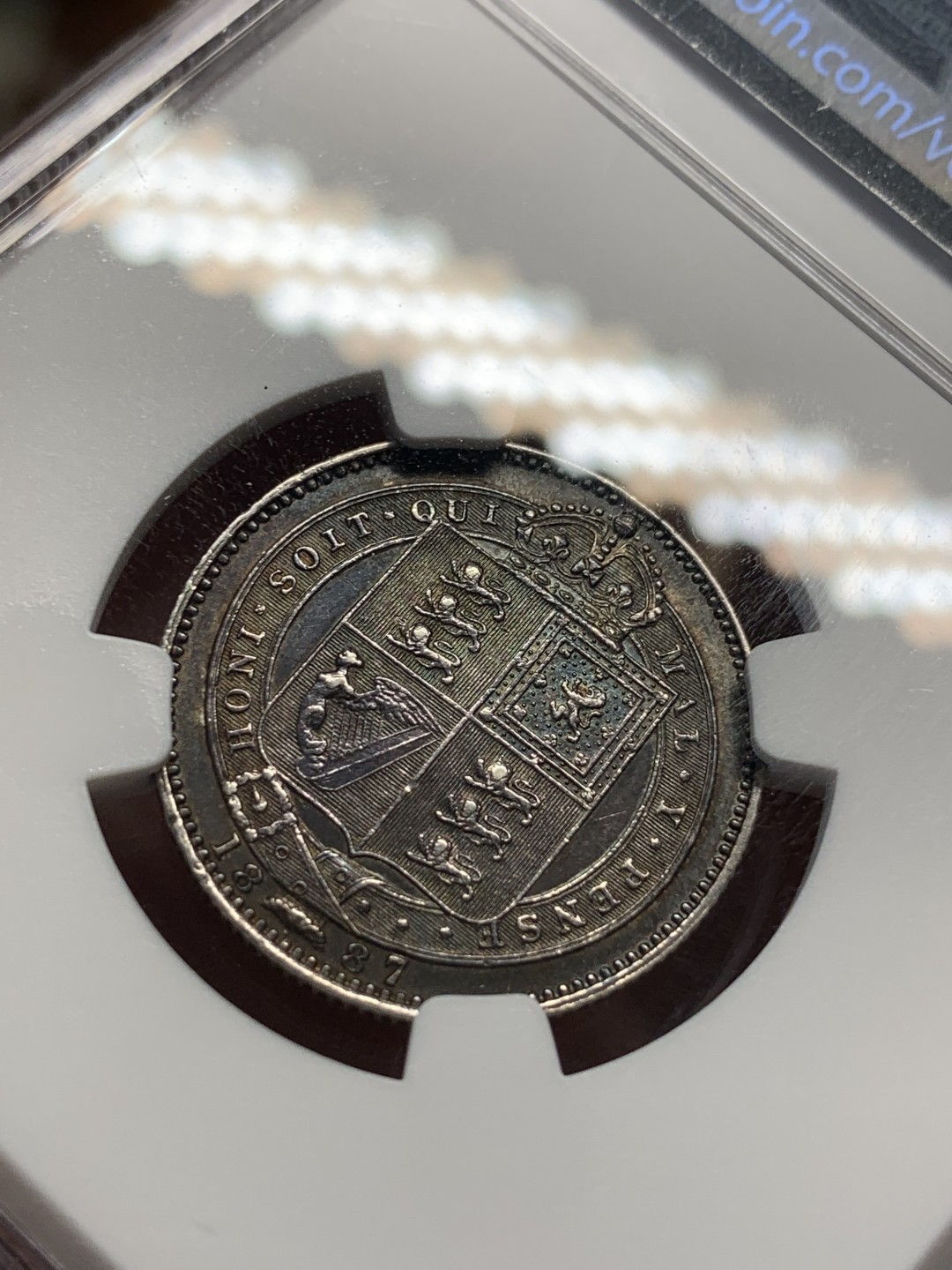 《竞宝斋》第83场-本周日，周一2场连拍（全场不限金额包邮） NGC XF45 英国 1887年 维多利亚 女王 1先令 炭黑包浆 给这分数醉了