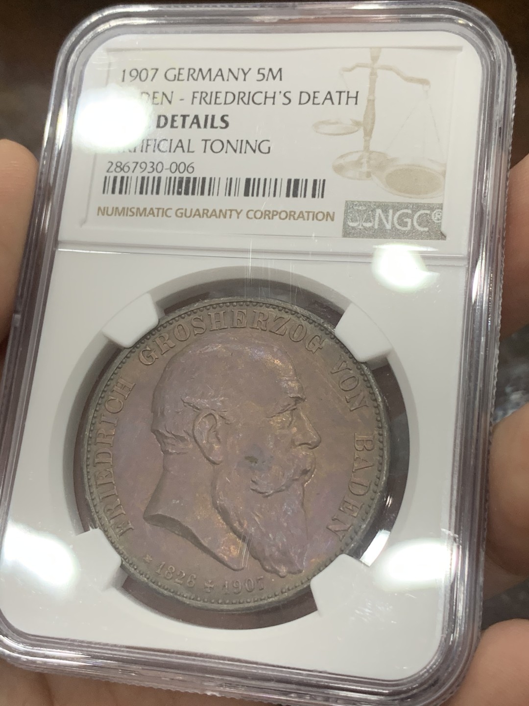 《竞宝斋》第83场-本周日，周一2场连拍（全场不限金额包邮） NGC UNC 1907年德国 巴登弗里德里希 逝世5马克 细节非常不错