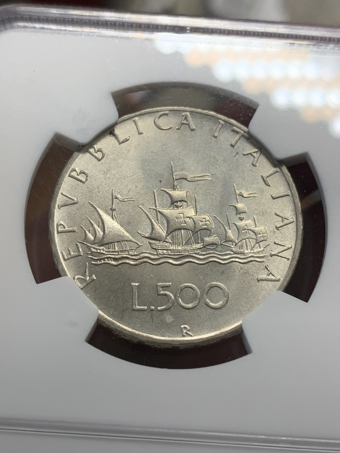 《竞宝斋》第83场-本周日，周一2场连拍（全场不限金额包邮） NGC-MS64 意大利1966年少女500里拉