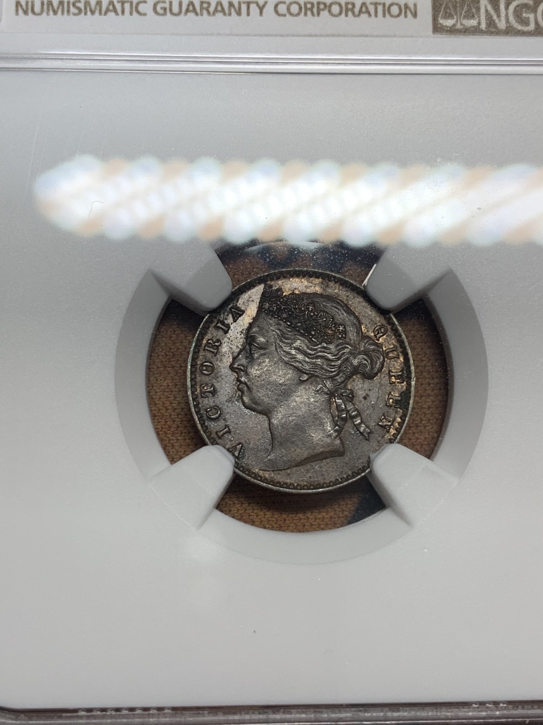 《竞宝斋》第83场-本周日，周一2场连拍（全场不限金额包邮） NGC AU 1888年 英属 毛里求斯 1分铜币 少见品种 细节很不错