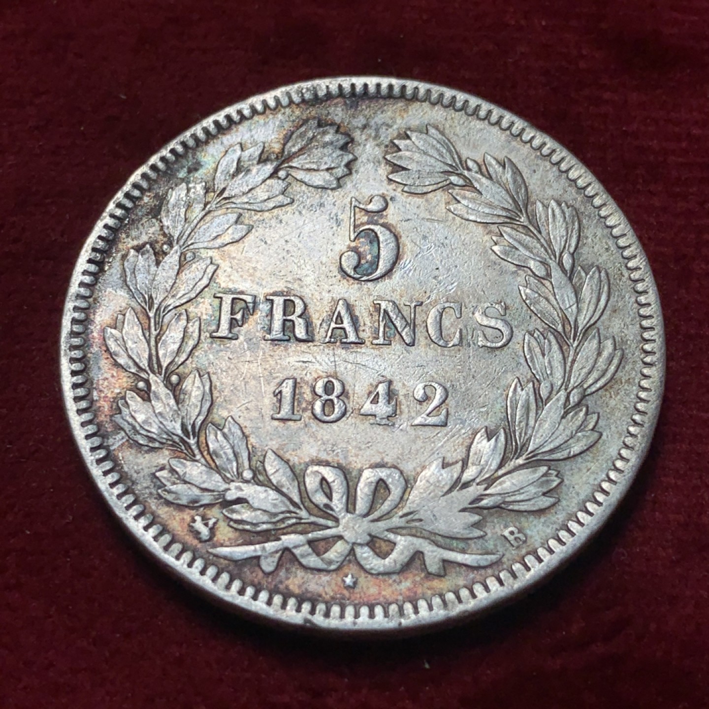 《竞宝斋》第83场-本周日，周一2场连拍（全场不限金额包邮） 法国1842年 菲利普一世 5法郎大银币 细节一流全花枝 裸币中的战斗机