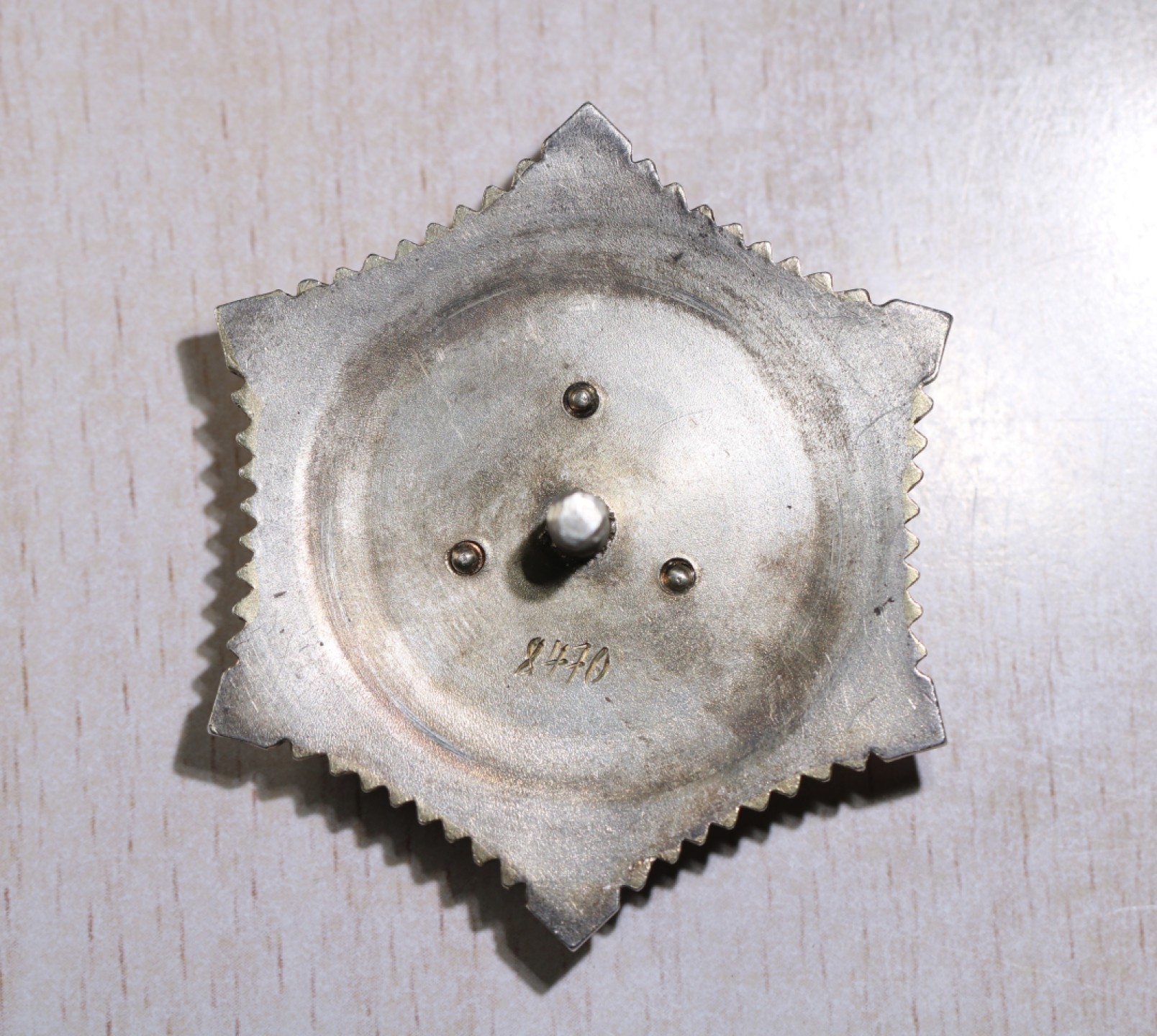 大猫徽章拍卖第199期  蒙古🇲🇳北极星勋章一对 轮版 杆有截