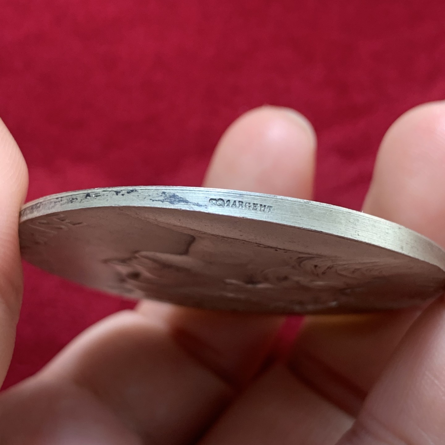 《竞宝斋》第83场-本周日，周一2场连拍（全场不限金额包邮） 法国 1880年左右 女神银章 63.2克 50.3mm直径 丰饶角 银标