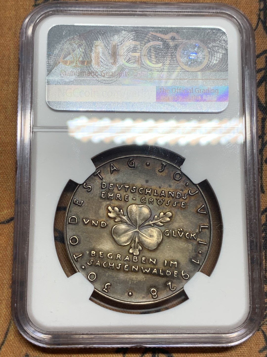 《竞宝斋》第83场-本周日，周一2场连拍（全场不限金额包邮） NGC MS62德国1928年卡尔哥茨设计俾斯麦逝世30周年正面像五彩银章 俾斯麦正面像特别少