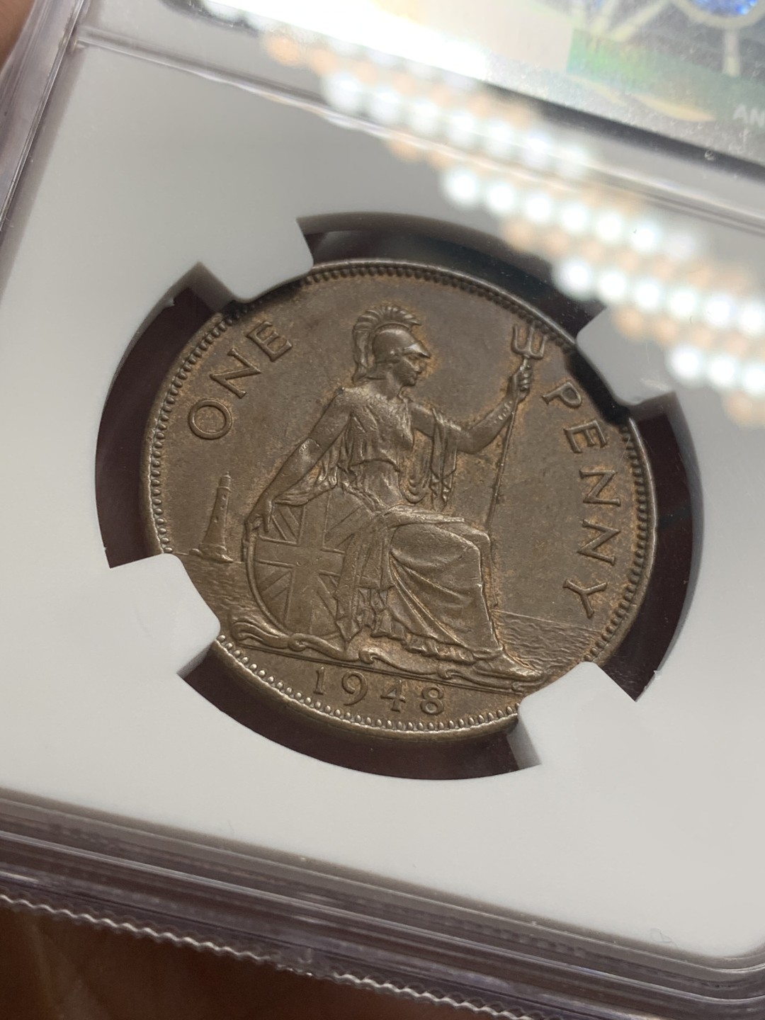 《竞宝斋》第83场-本周日，周一2场连拍（全场不限金额包邮） NGC-MS62BN 1948乔治六世一便士铜币，巧克力包浆醇厚