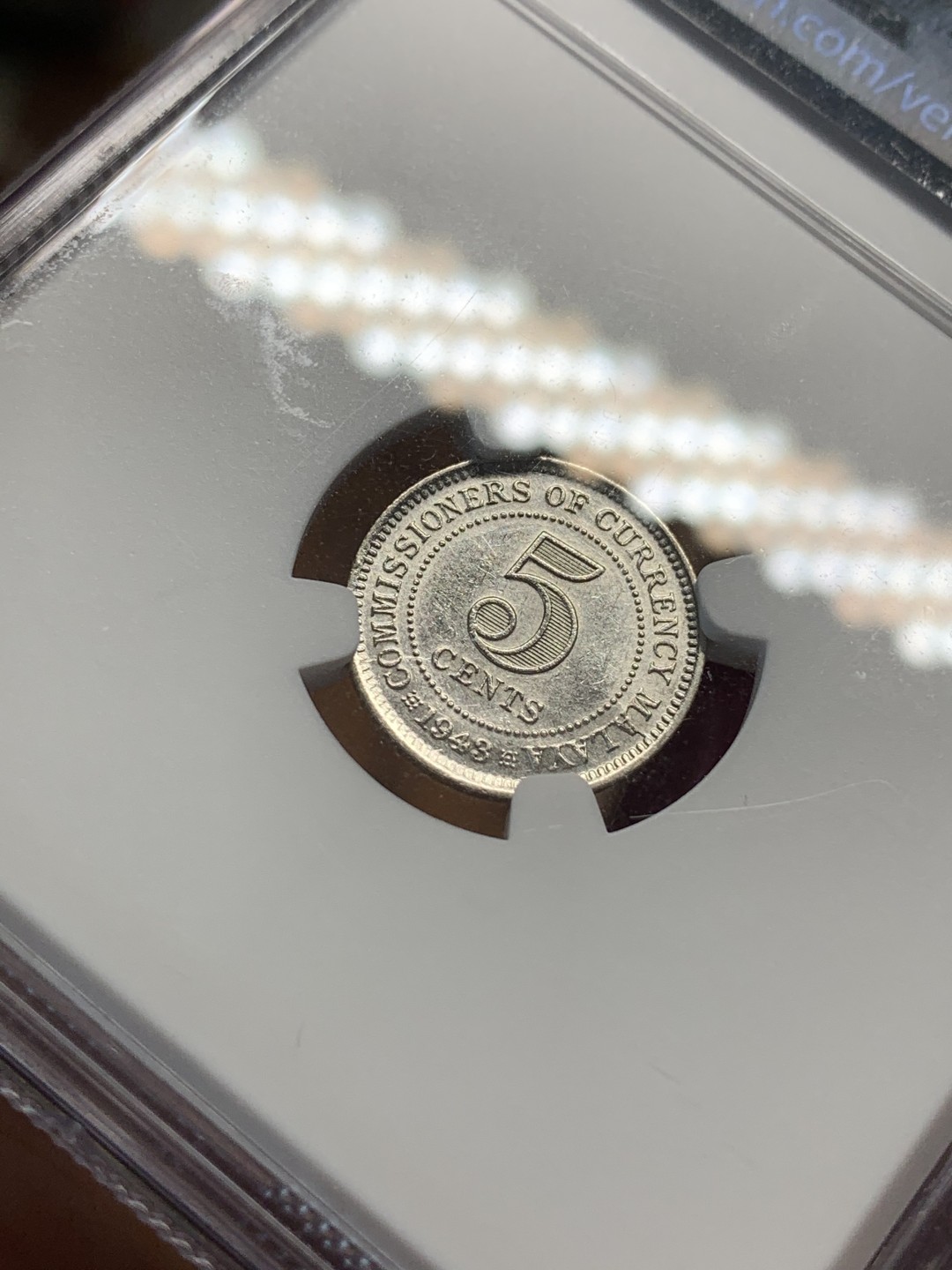 《竞宝斋》第83场-本周日，周一2场连拍（全场不限金额包邮） NGC UNC评级 英属马来亚1943年 乔治六世5分银币