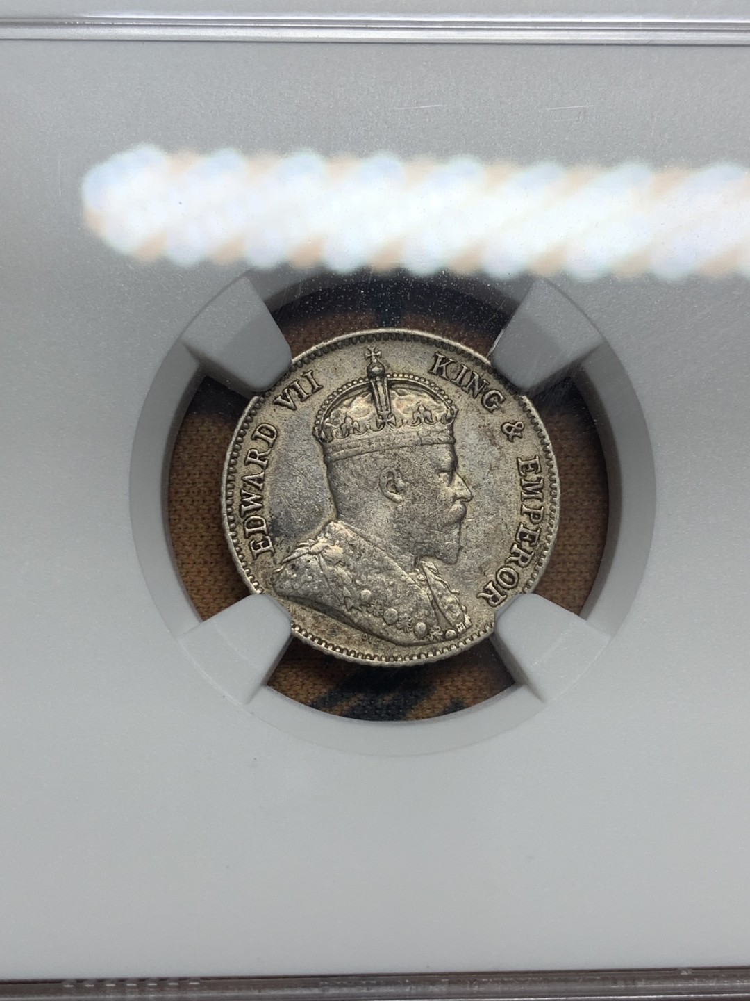 《竞宝斋》第83场-本周日，周一2场连拍（全场不限金额包邮） NGC AU53 英属东非 1906 25分银币  少见品种