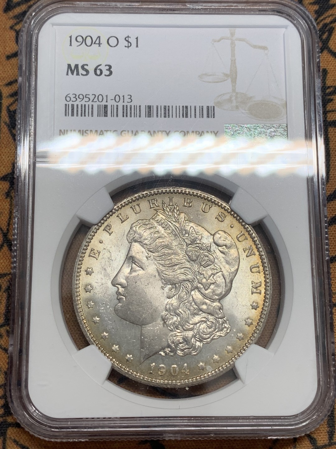 《竞宝斋》第83场-本周日，周一2场连拍（全场不限金额包邮） NGC-MS63 美国1904-O年 摩根一元 五彩原光好品 顶级味道